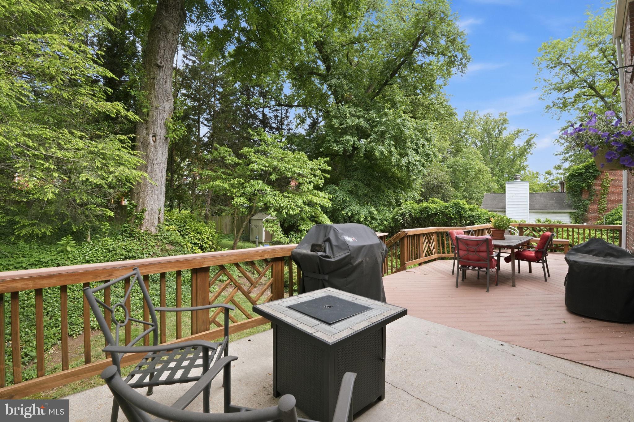 NORTH HILLS - Residential
