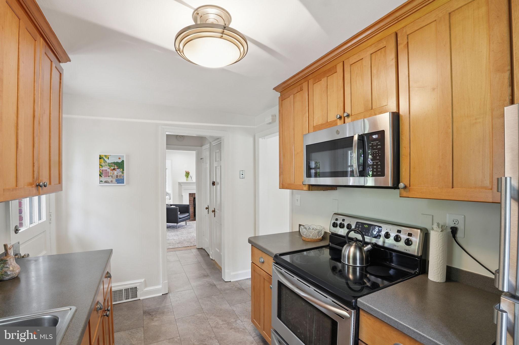 NORTH HILLS - Residential