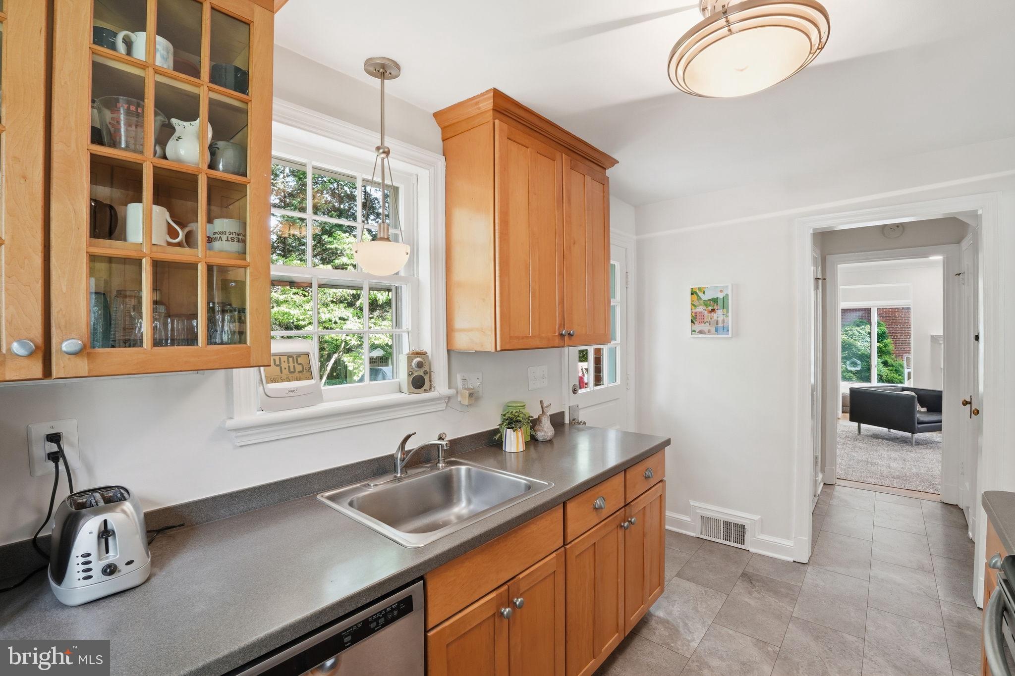 NORTH HILLS - Residential