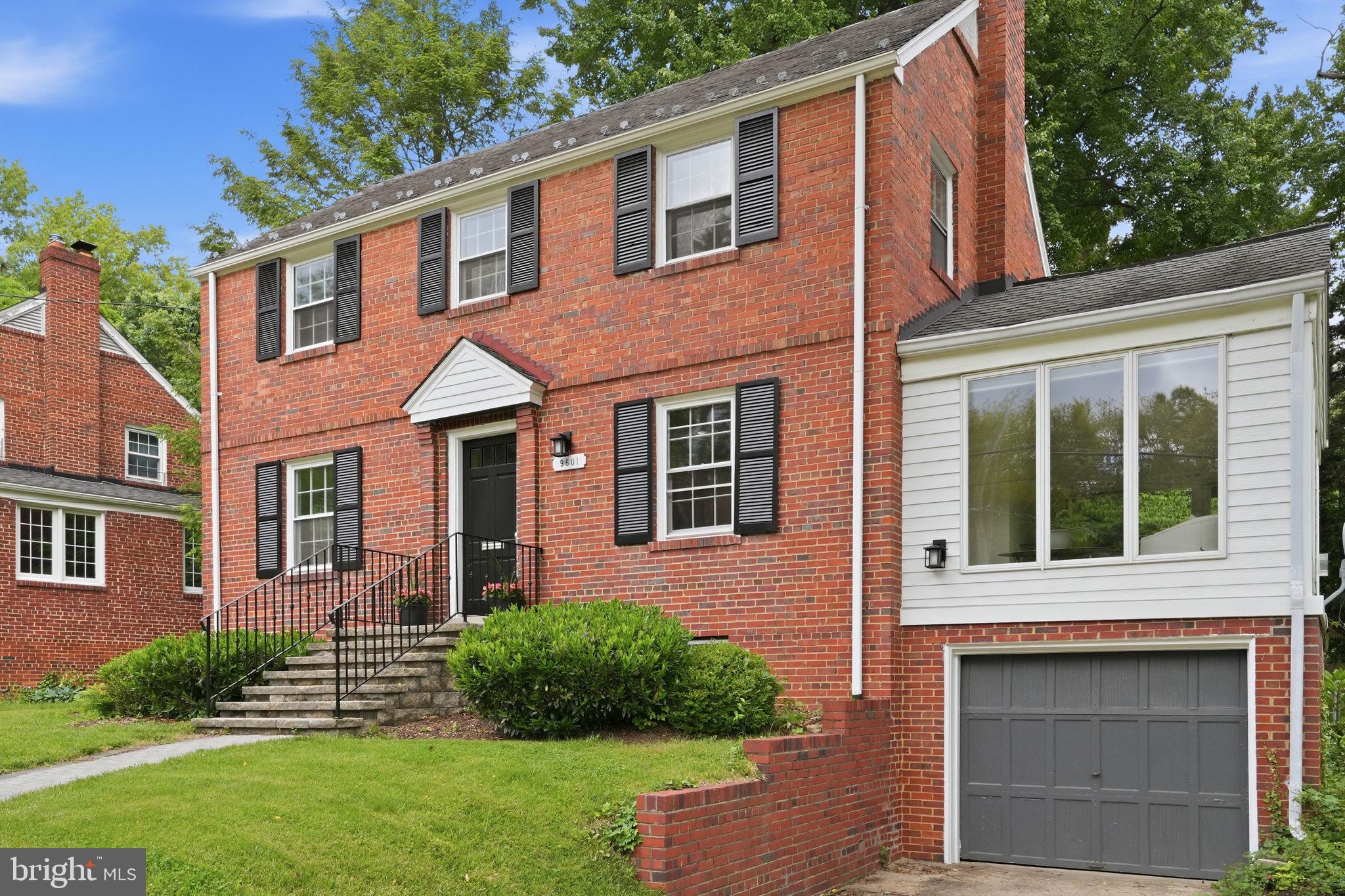 NORTH HILLS - Residential