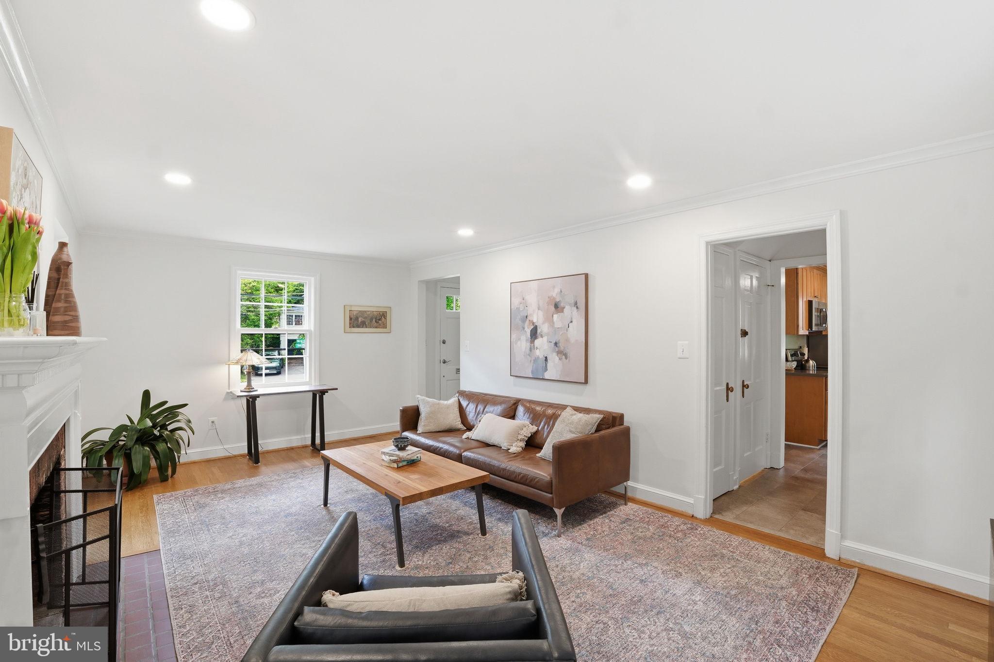 NORTH HILLS - Residential