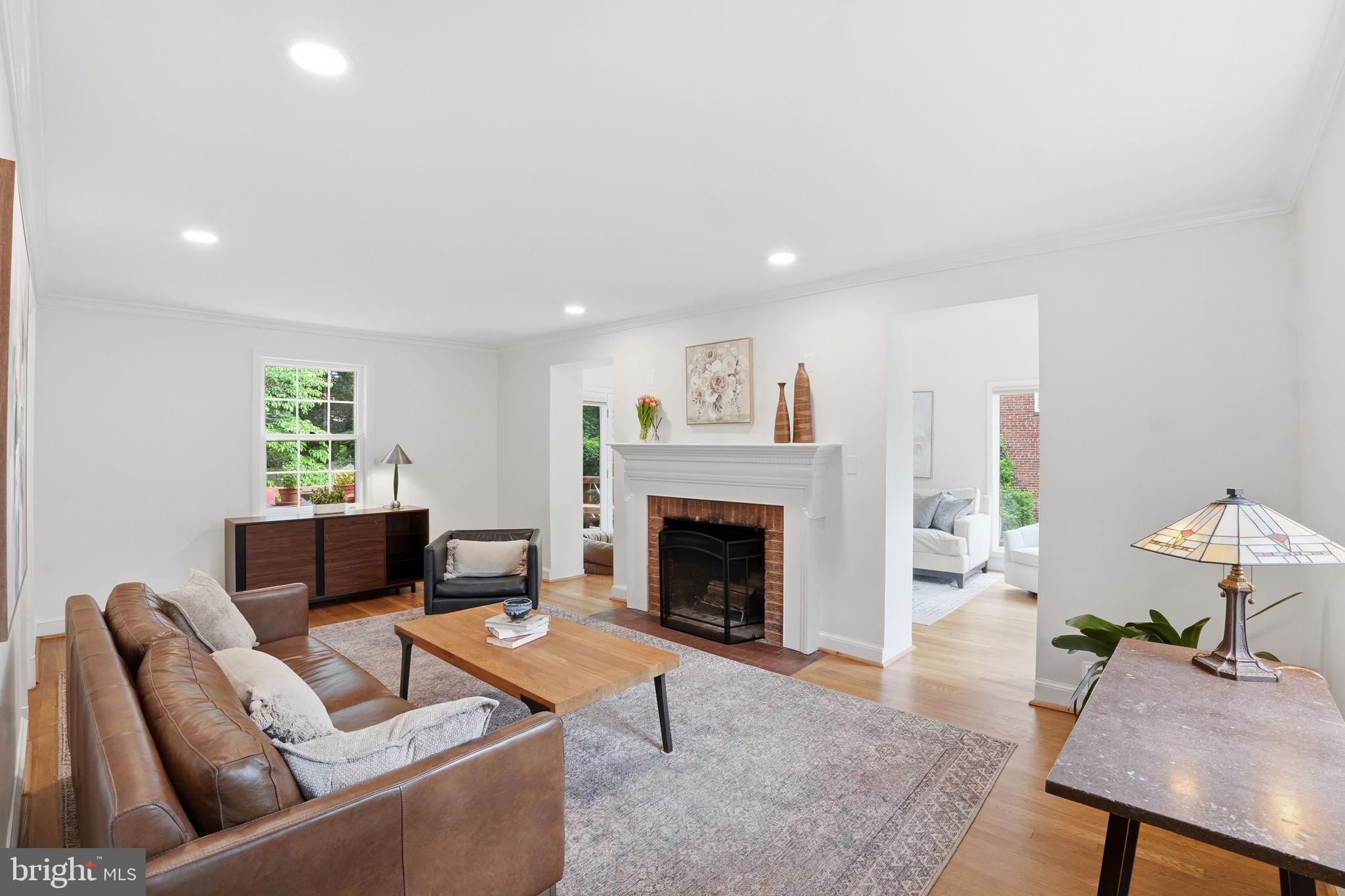 NORTH HILLS - Residential
