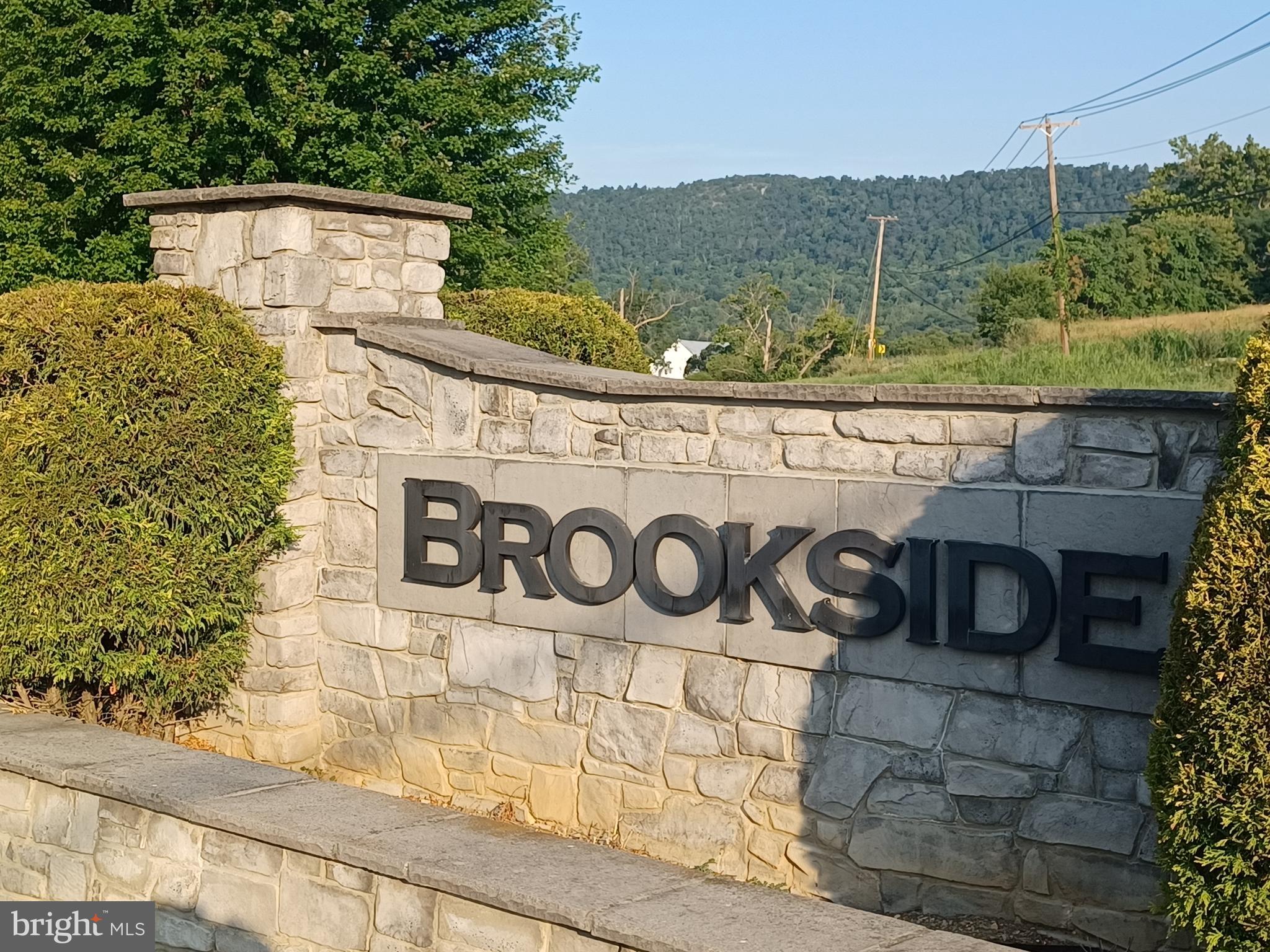 BROOKSIDE - Residential