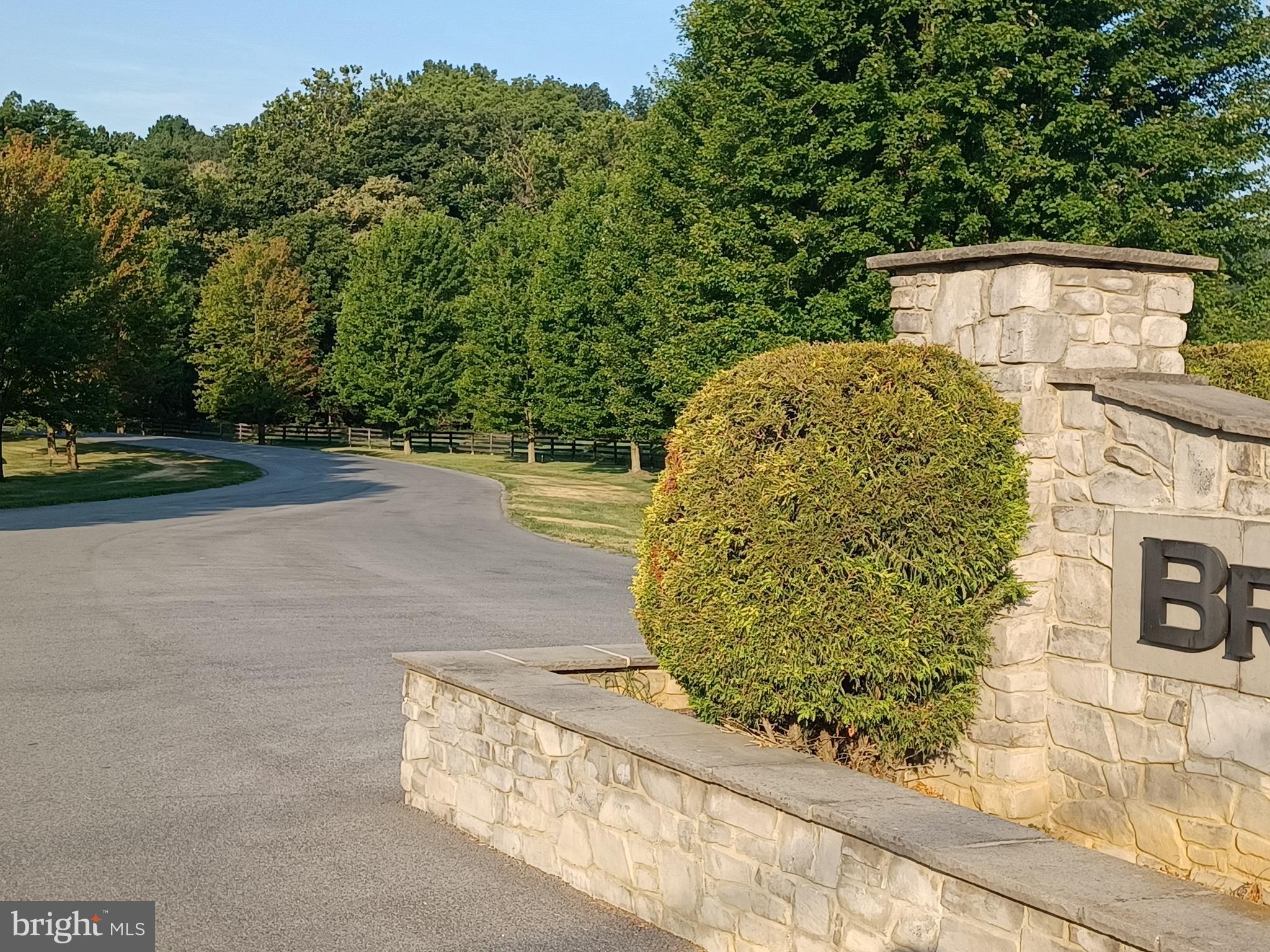 BROOKSIDE - Residential