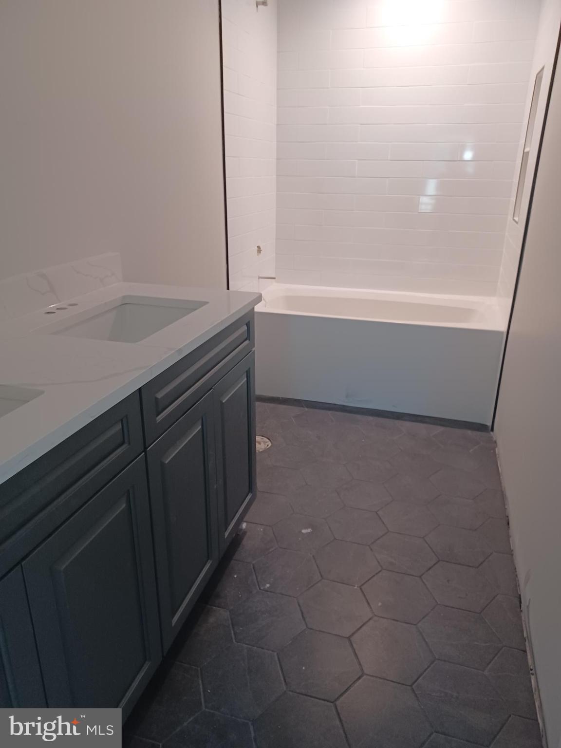 BROOKSIDE - Residential