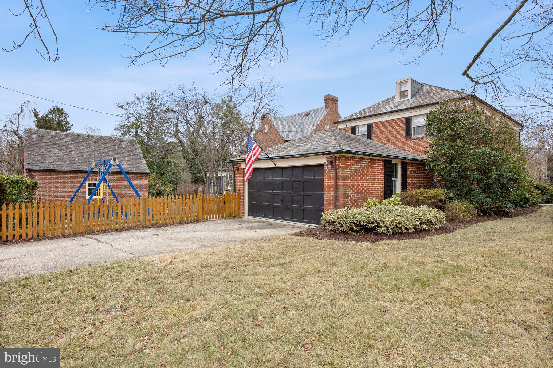 GREATER HOMELAND HISTORIC DISTRICT - Residential