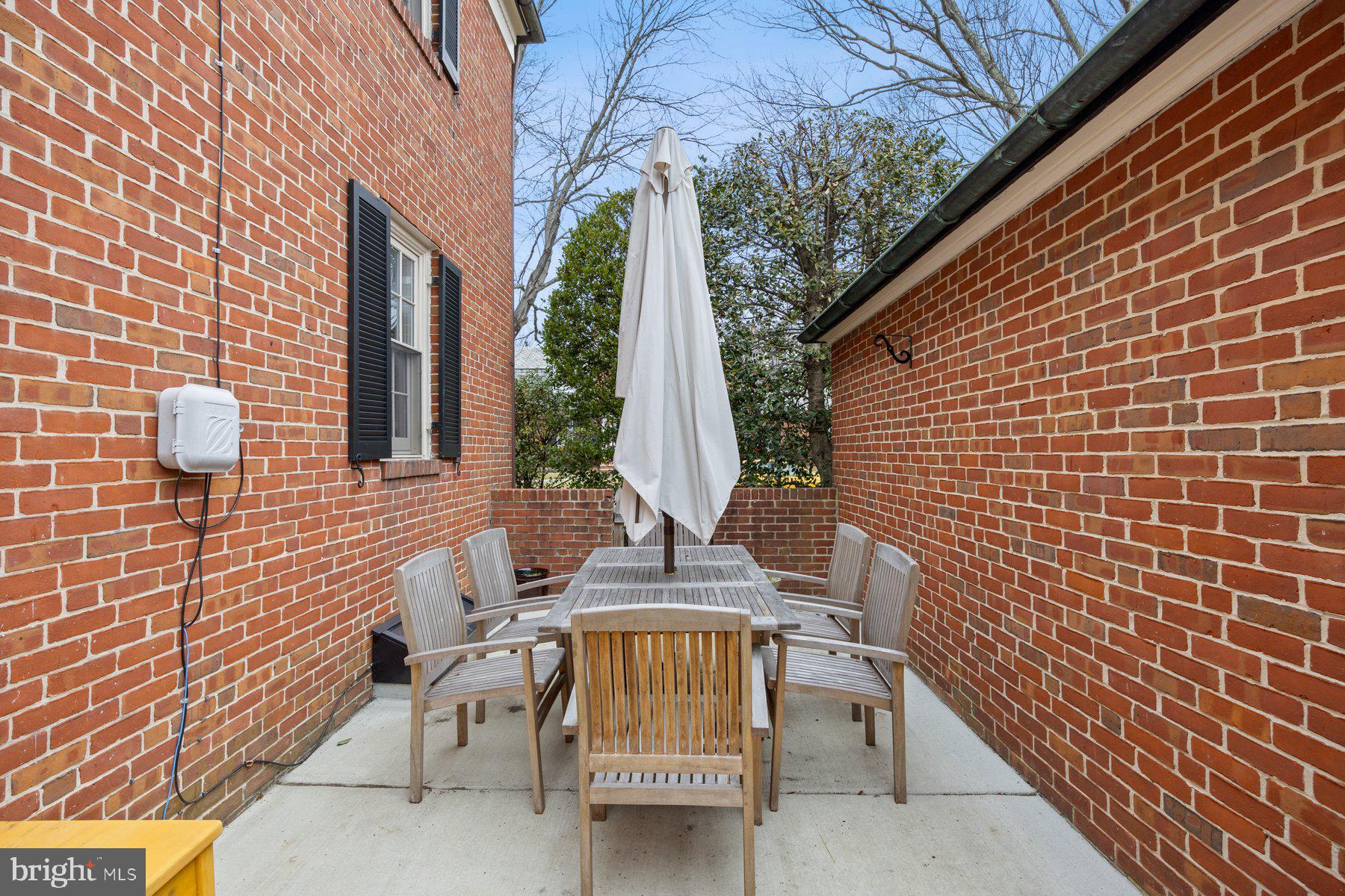 GREATER HOMELAND HISTORIC DISTRICT - Residential