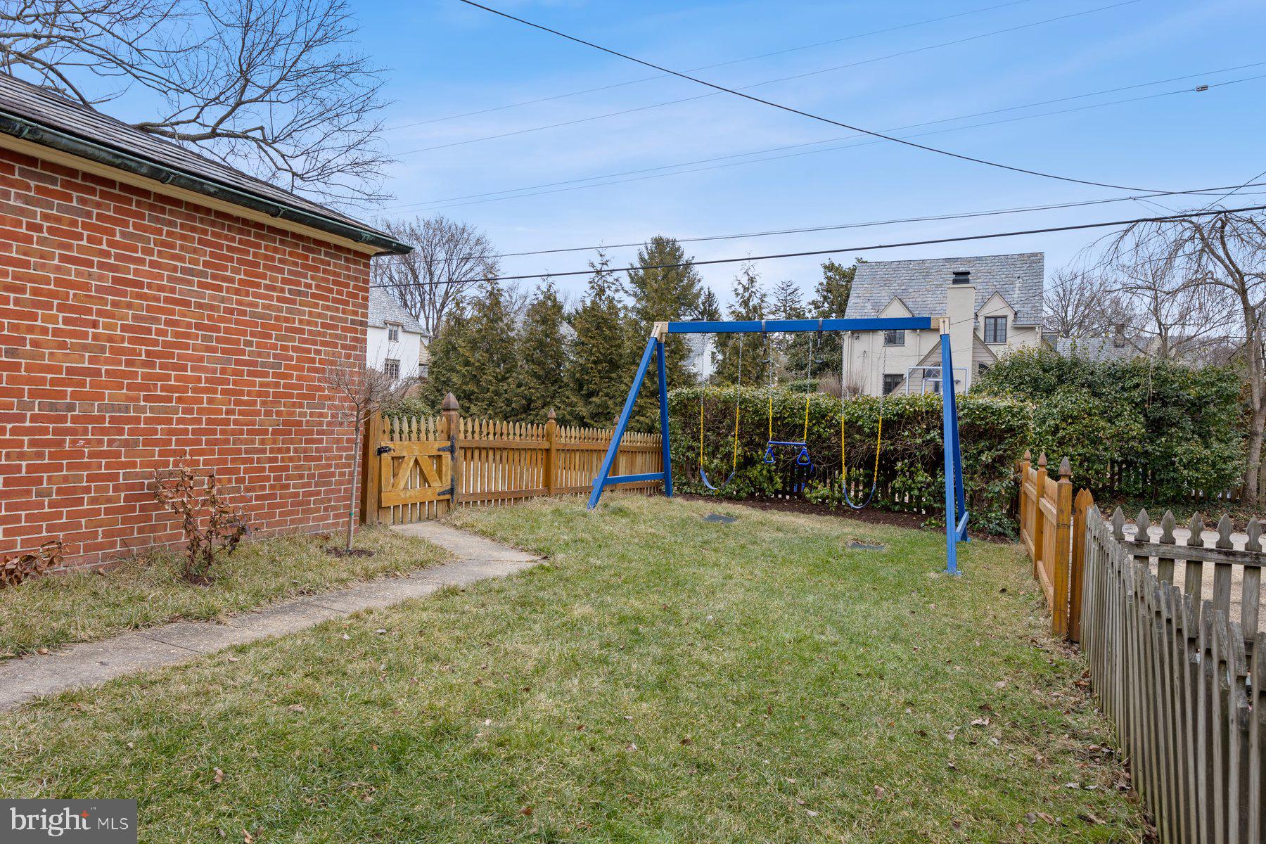 GREATER HOMELAND HISTORIC DISTRICT - Residential