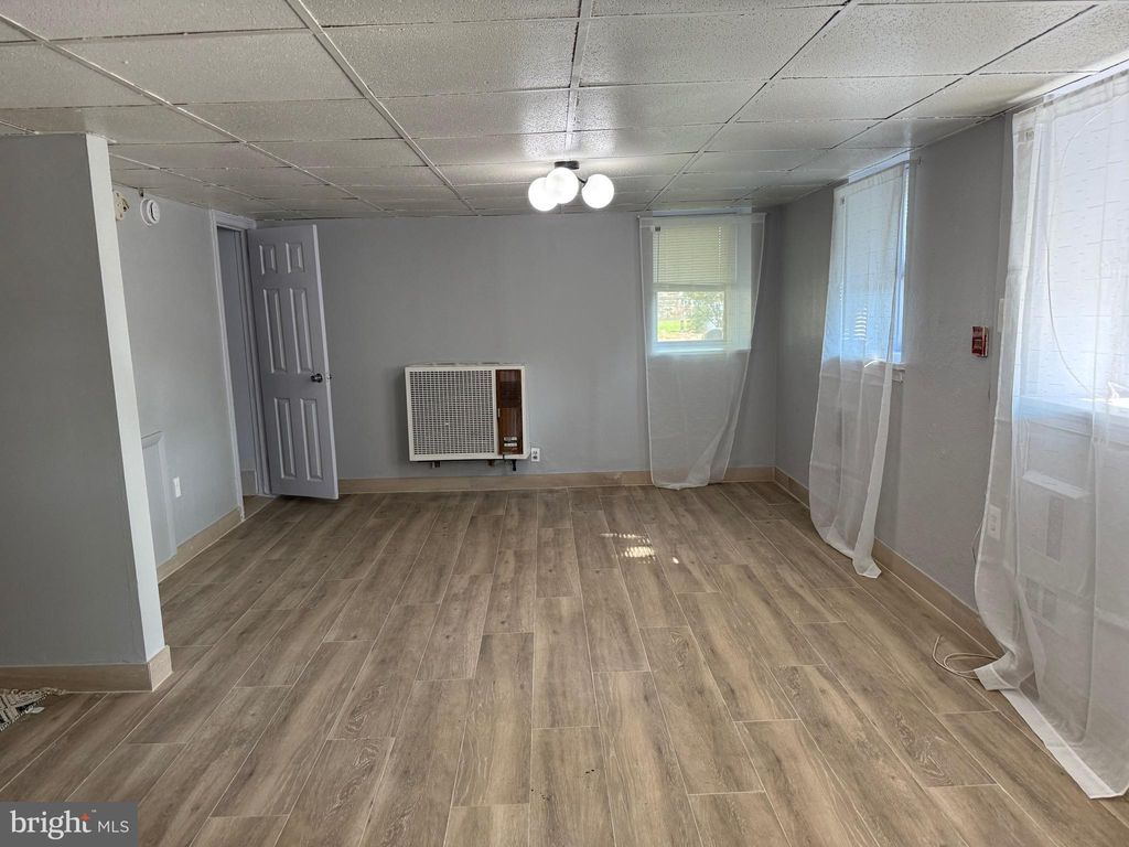 Photo of 1041 Fanshawe Street, PHILADELPHIA, PA 19111 (MLS # PAPH2537274)