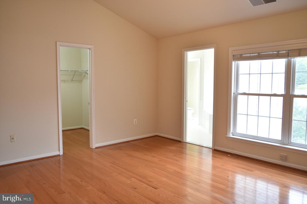 WILLOW OAKS - Residential