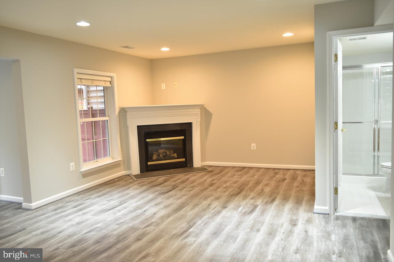 WILLOW OAKS - Residential