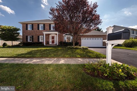 Photo of 9 Biltmore Court, BEAR, DE 19701 (MLS # DENC2090602)