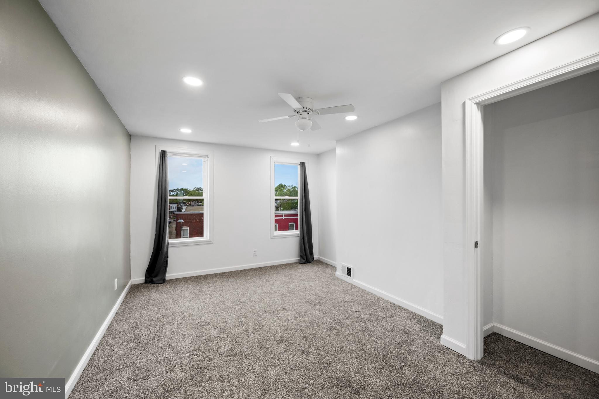 WALBROOK - Residential