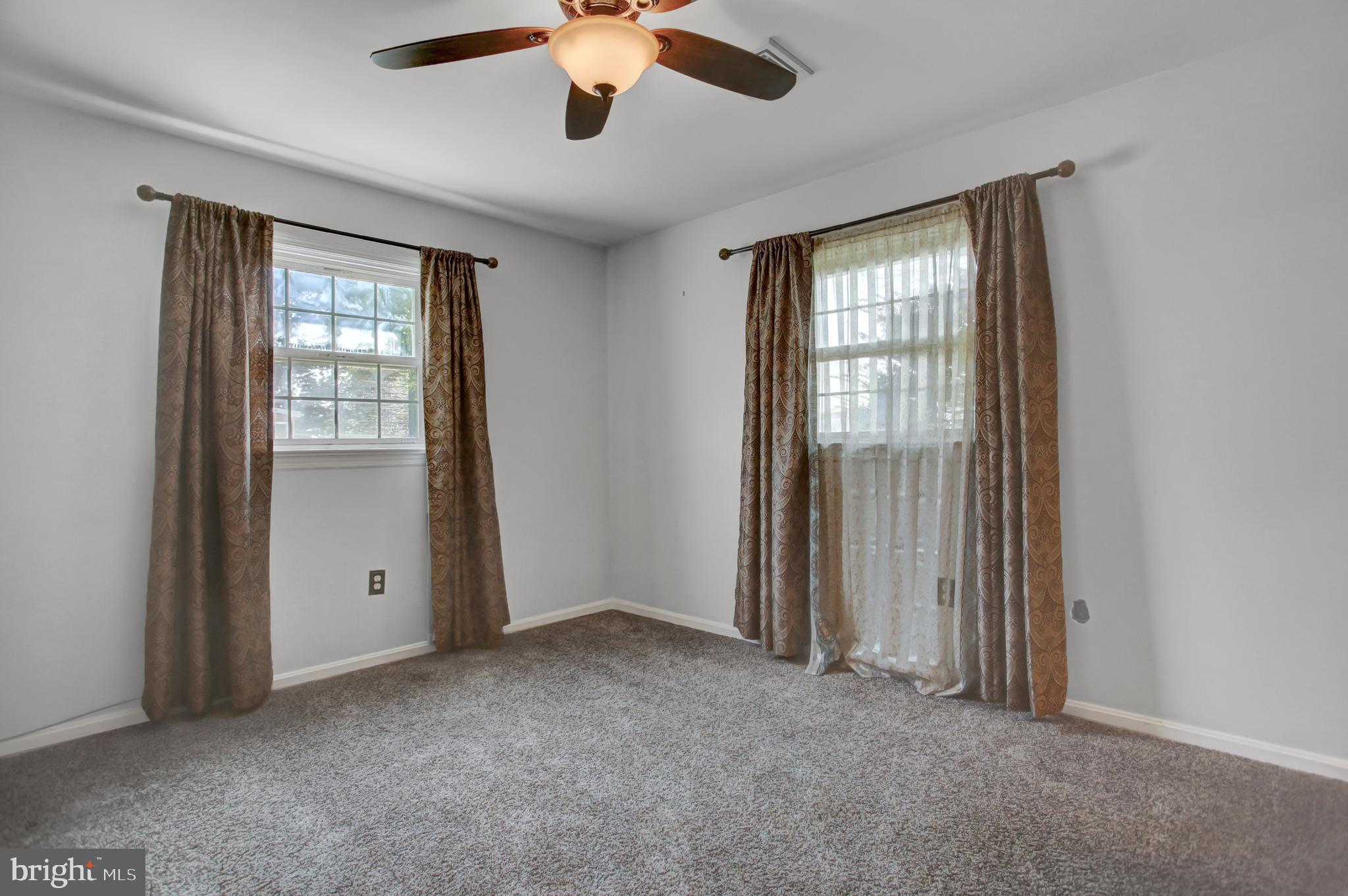 WASHINGTON BOROUGH - Residential