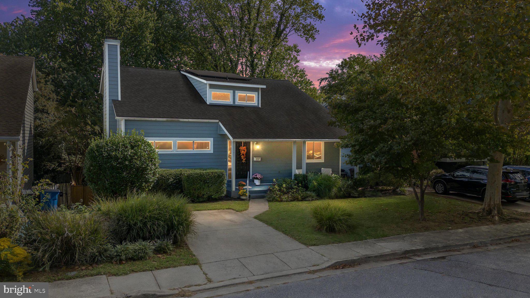 237 CHATHAM LANE