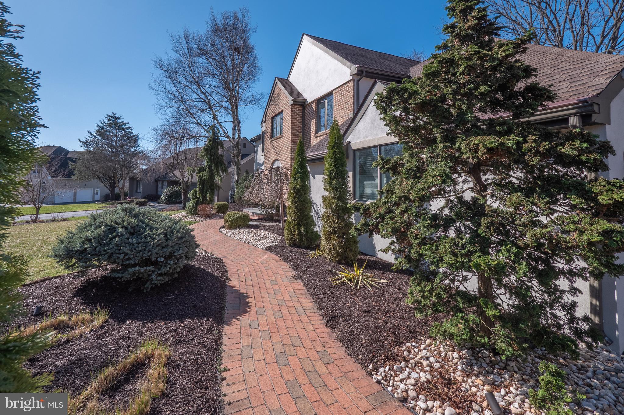 BRIDLE PATH CROSSING - Residential