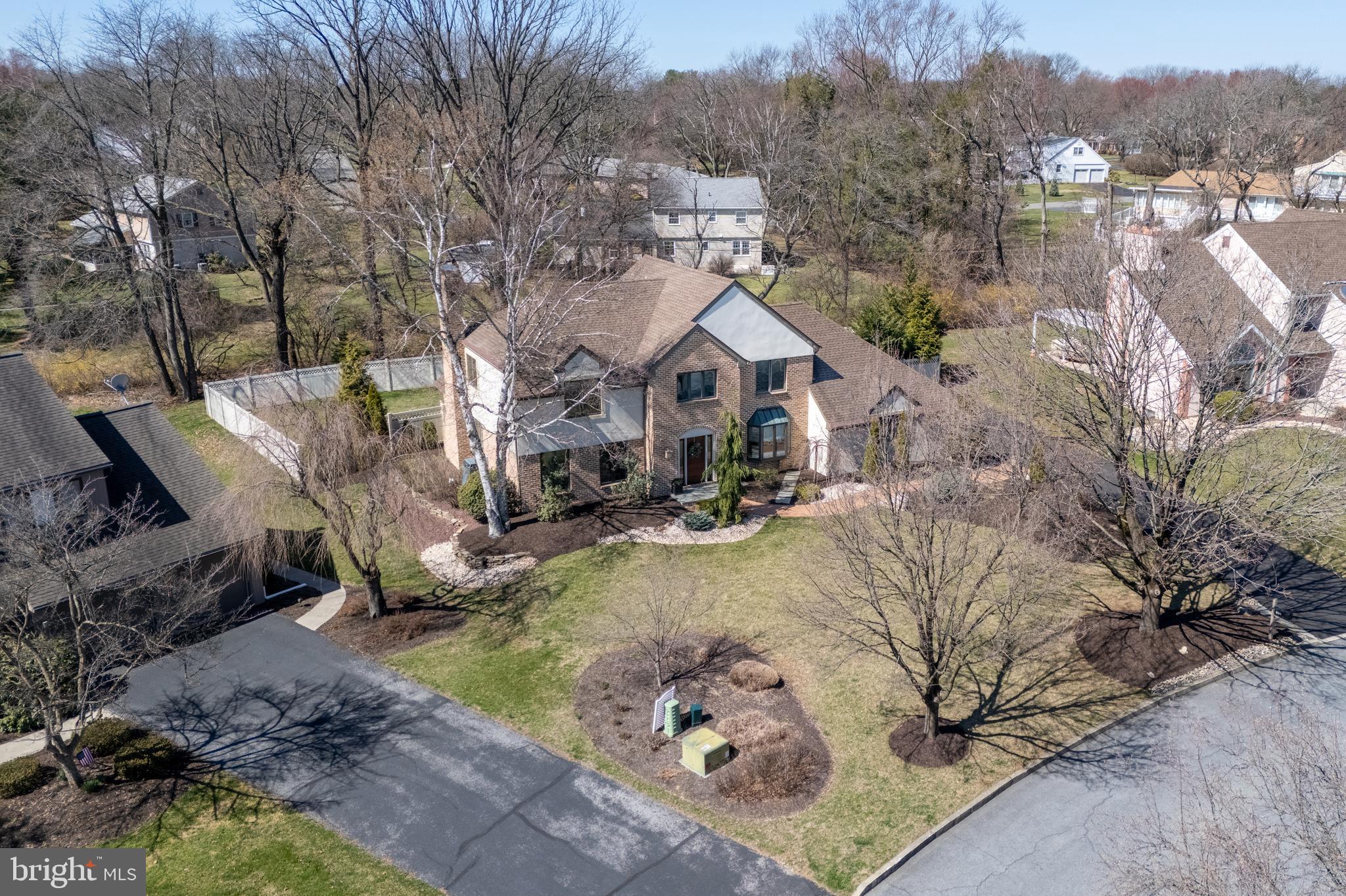 BRIDLE PATH CROSSING - Residential