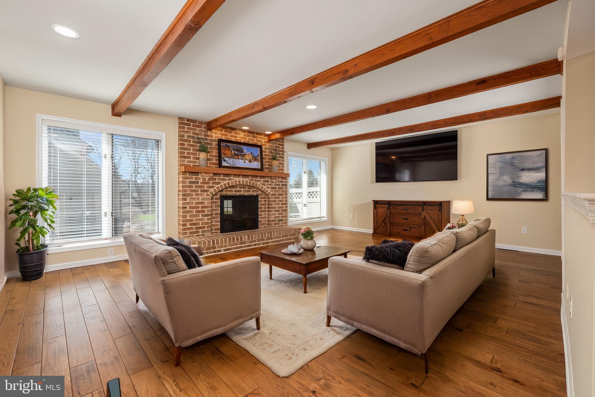 BRIDLE PATH CROSSING - Residential