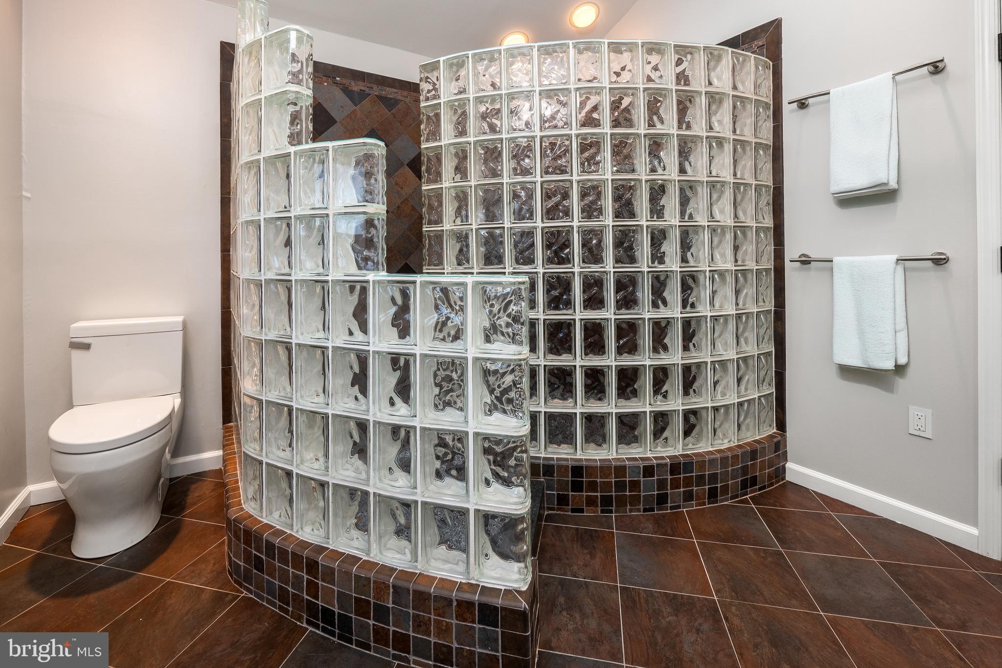 BRIDLE PATH CROSSING - Residential