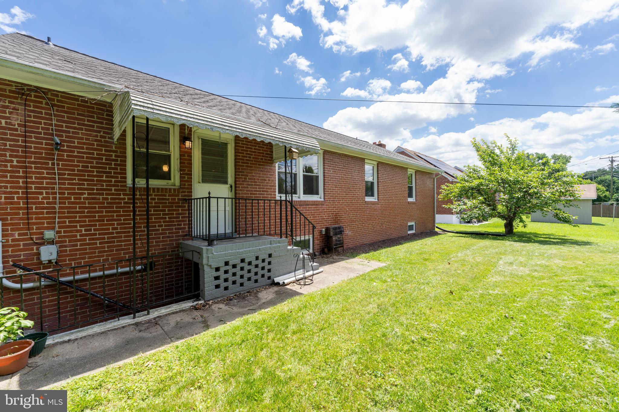 LAURELDALE - Residential