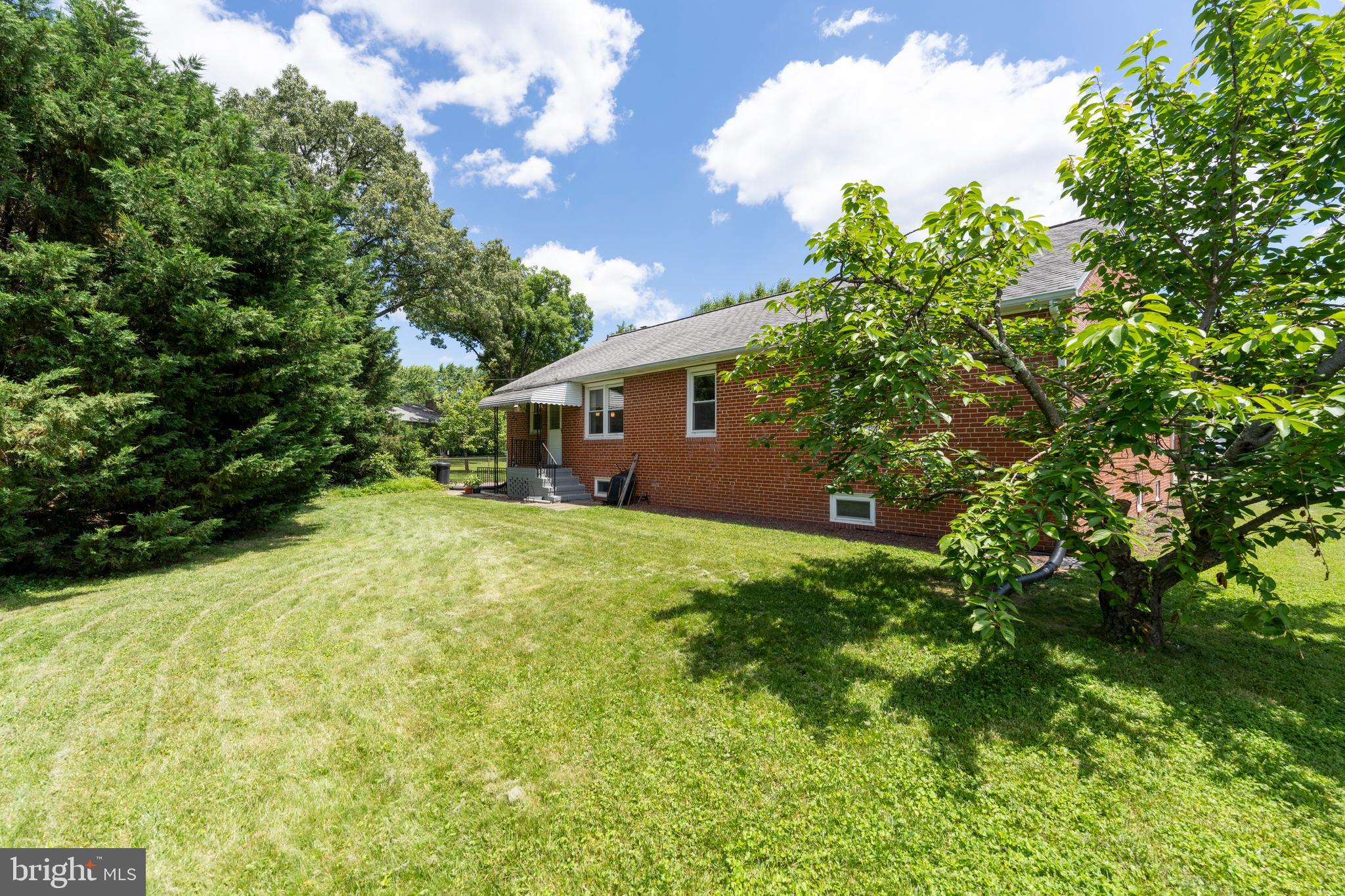 LAURELDALE - Residential