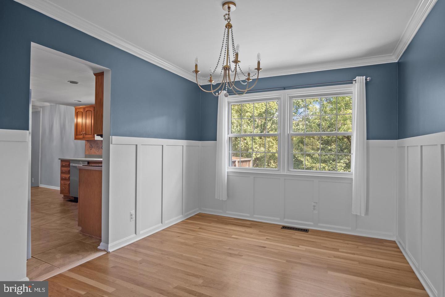 ROSE HILL MANOR - Residential Lease