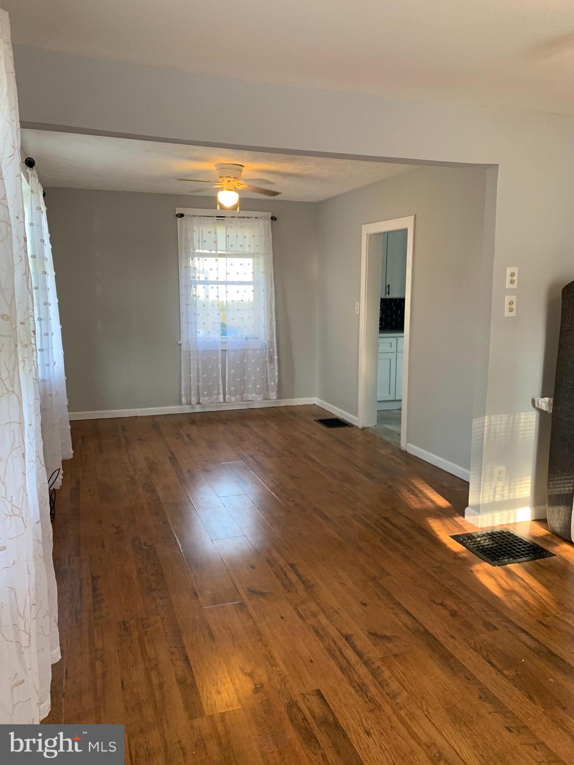 OSBORN TRACK - Residential