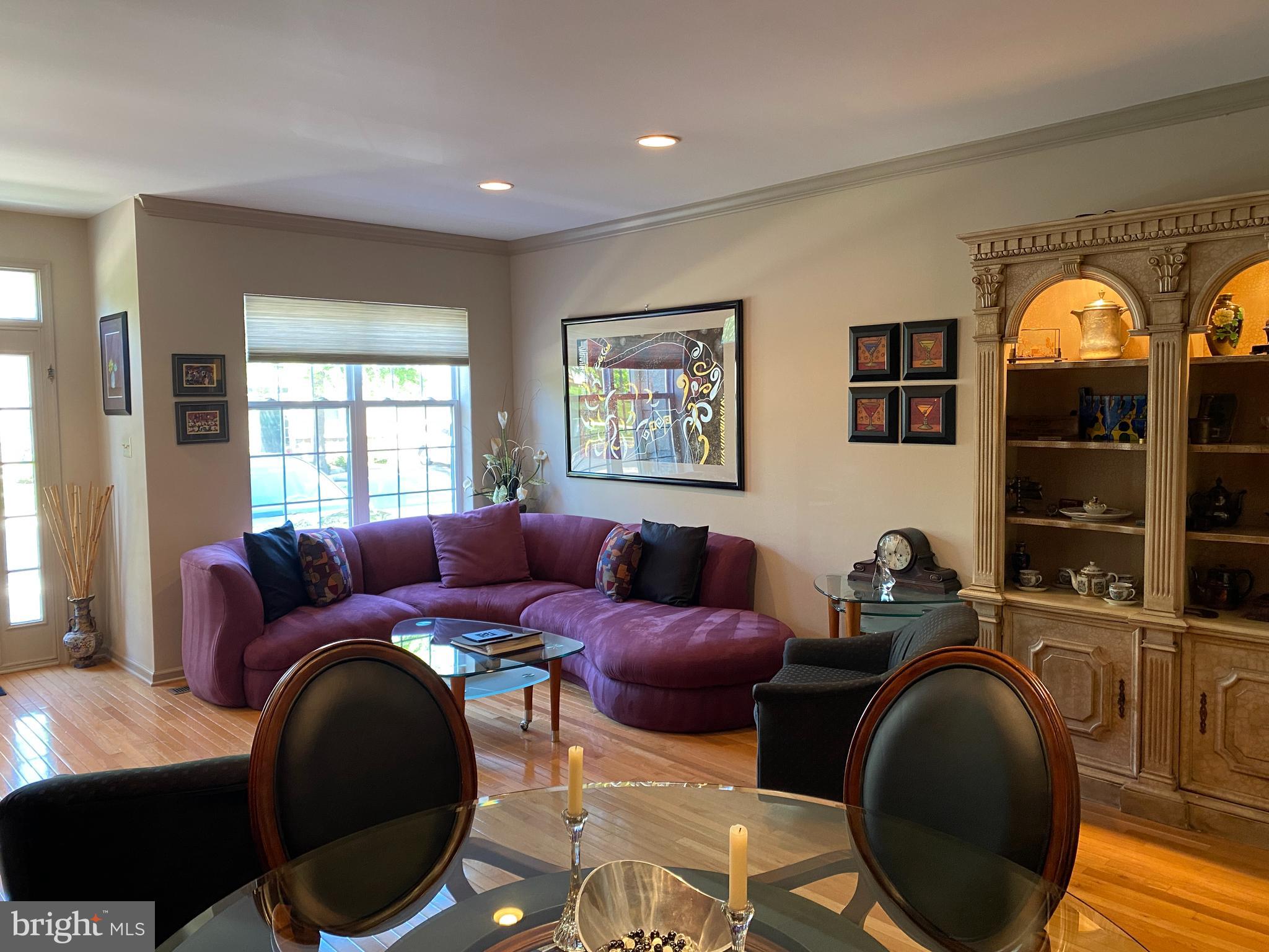 HAMPTON GREEN - Residential