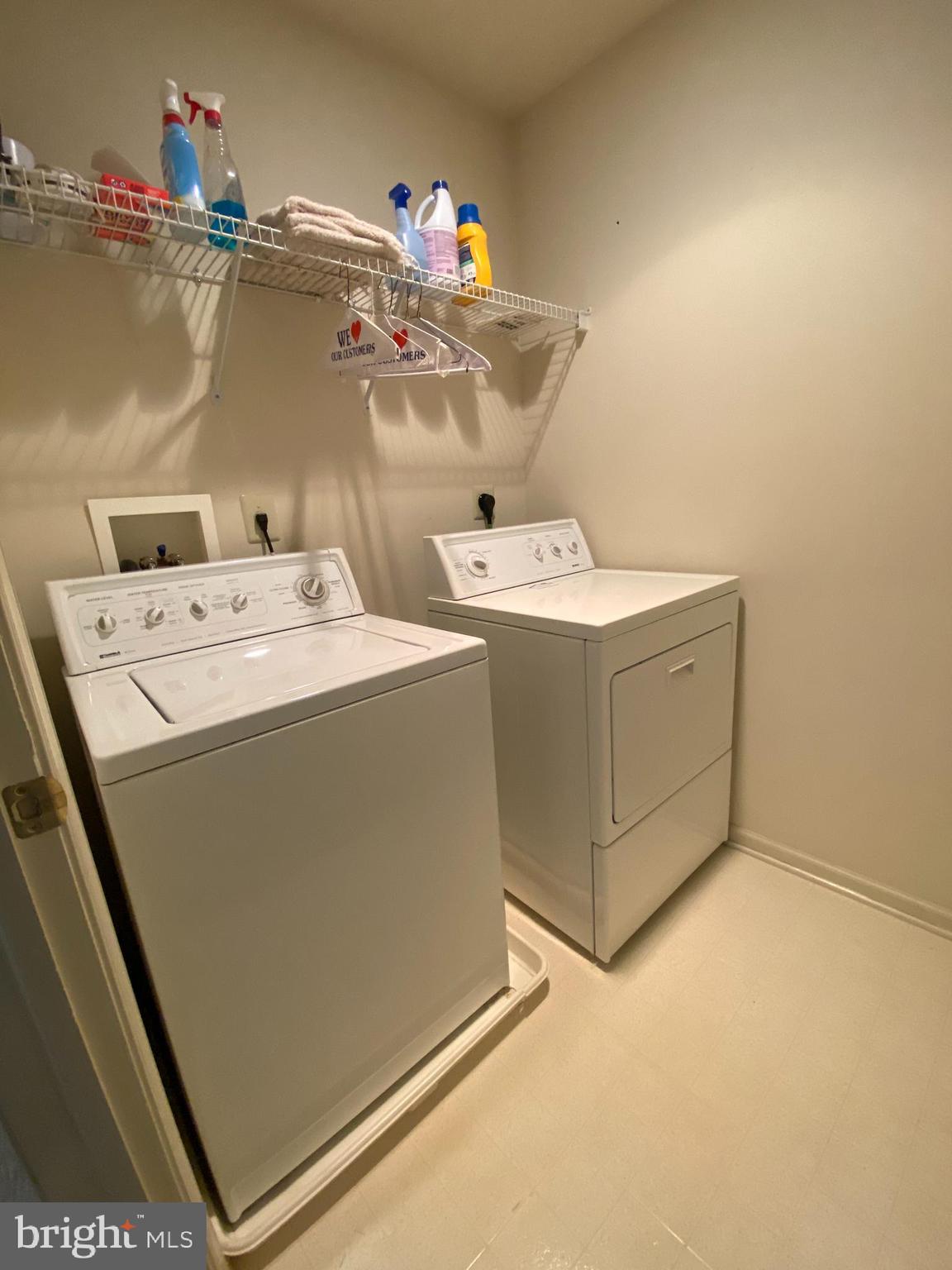 HAMPTON GREEN - Residential