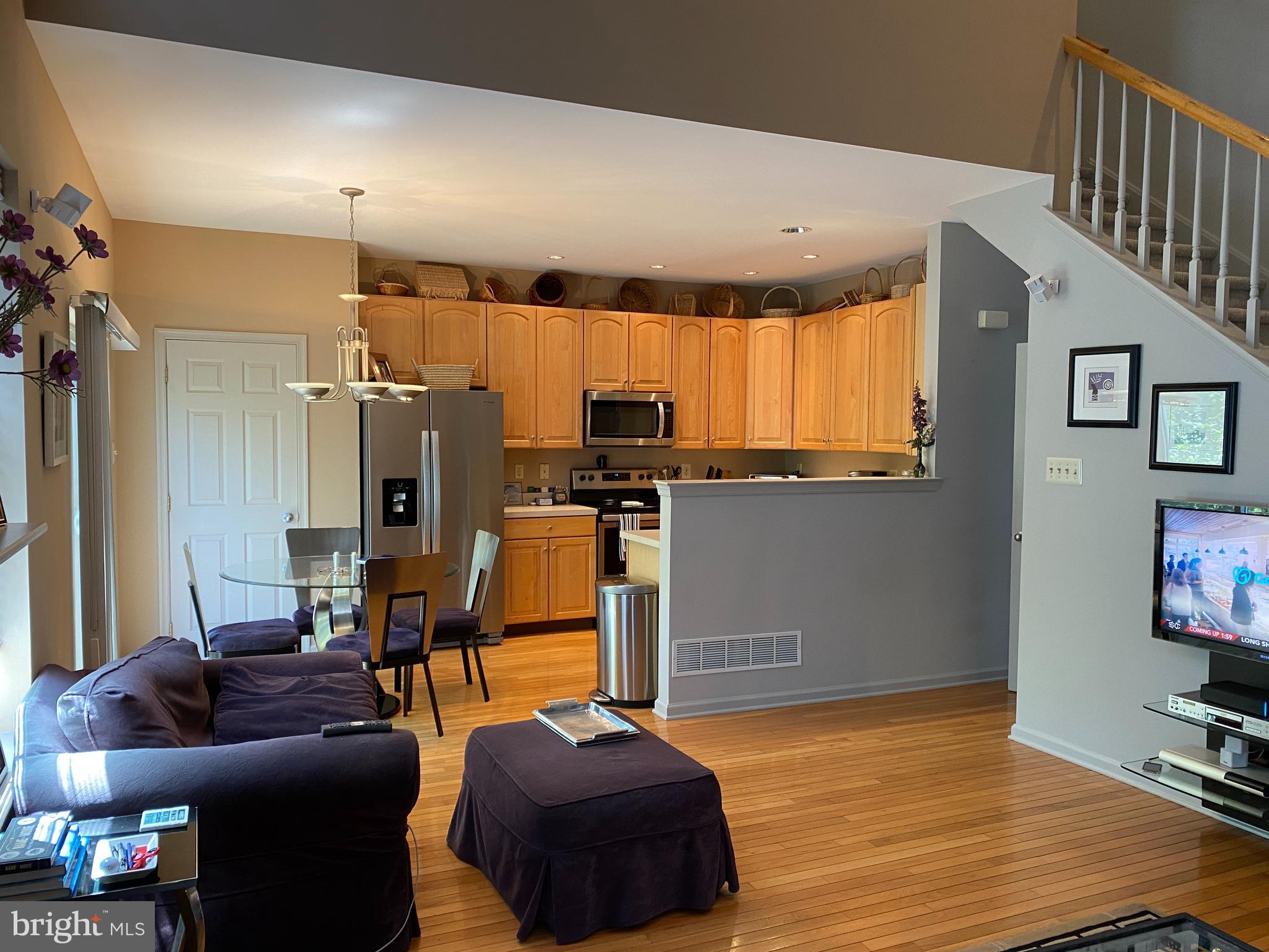 HAMPTON GREEN - Residential