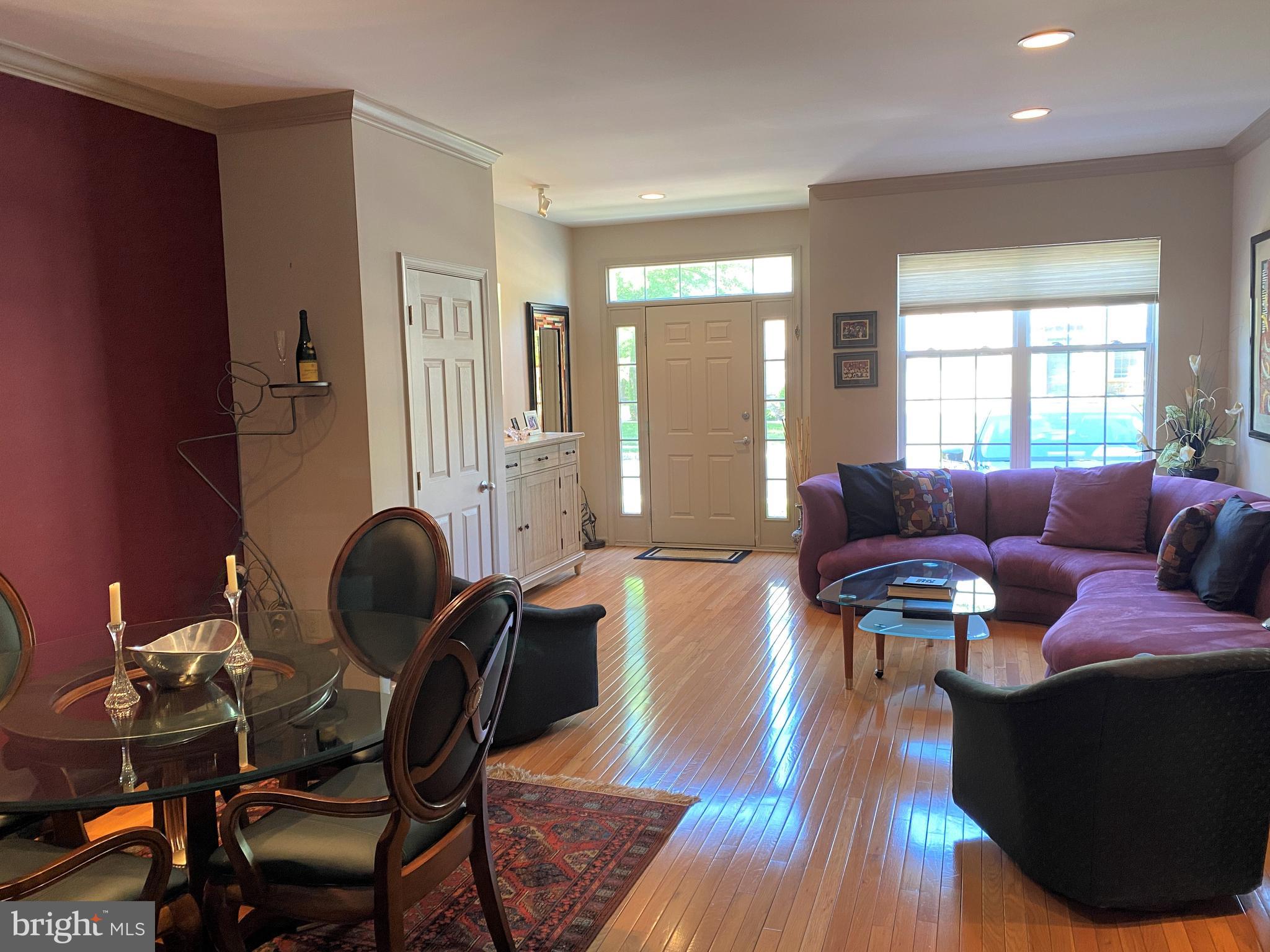 HAMPTON GREEN - Residential