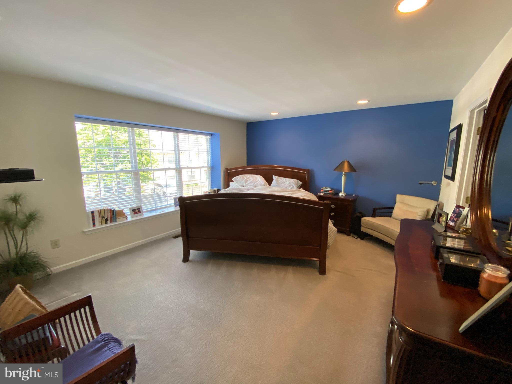 HAMPTON GREEN - Residential