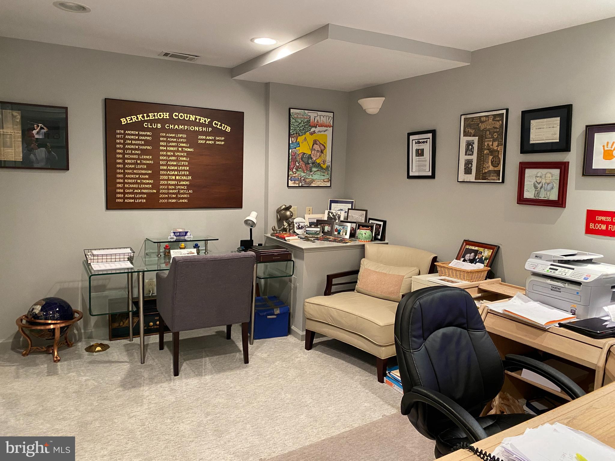 HAMPTON GREEN - Residential