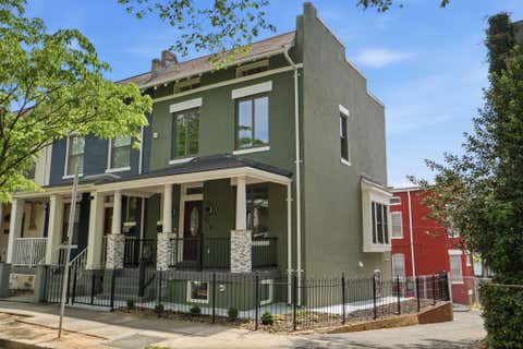 Photo of 518 Columbia Road NW, WASHINGTON, DC 20001 (MLS # DCDC2240822)