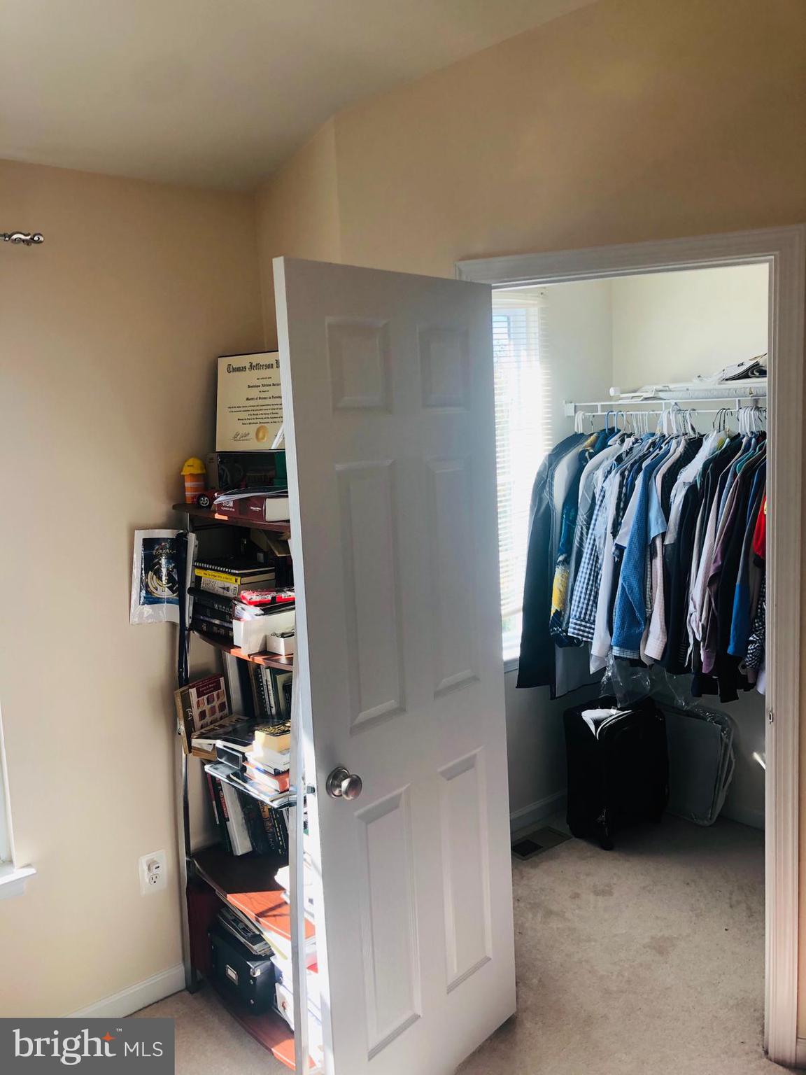 SOUTH RIDING - Residential