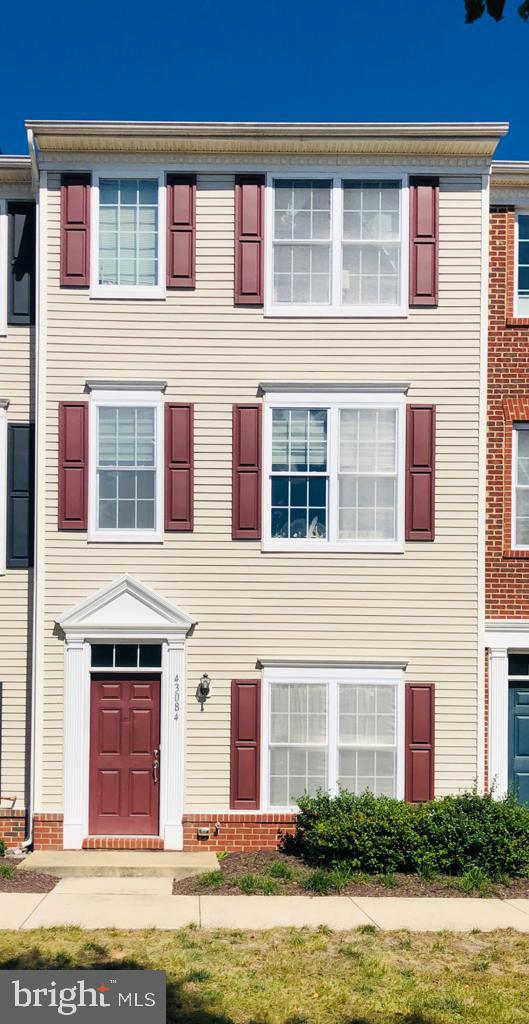 SOUTH RIDING - Residential