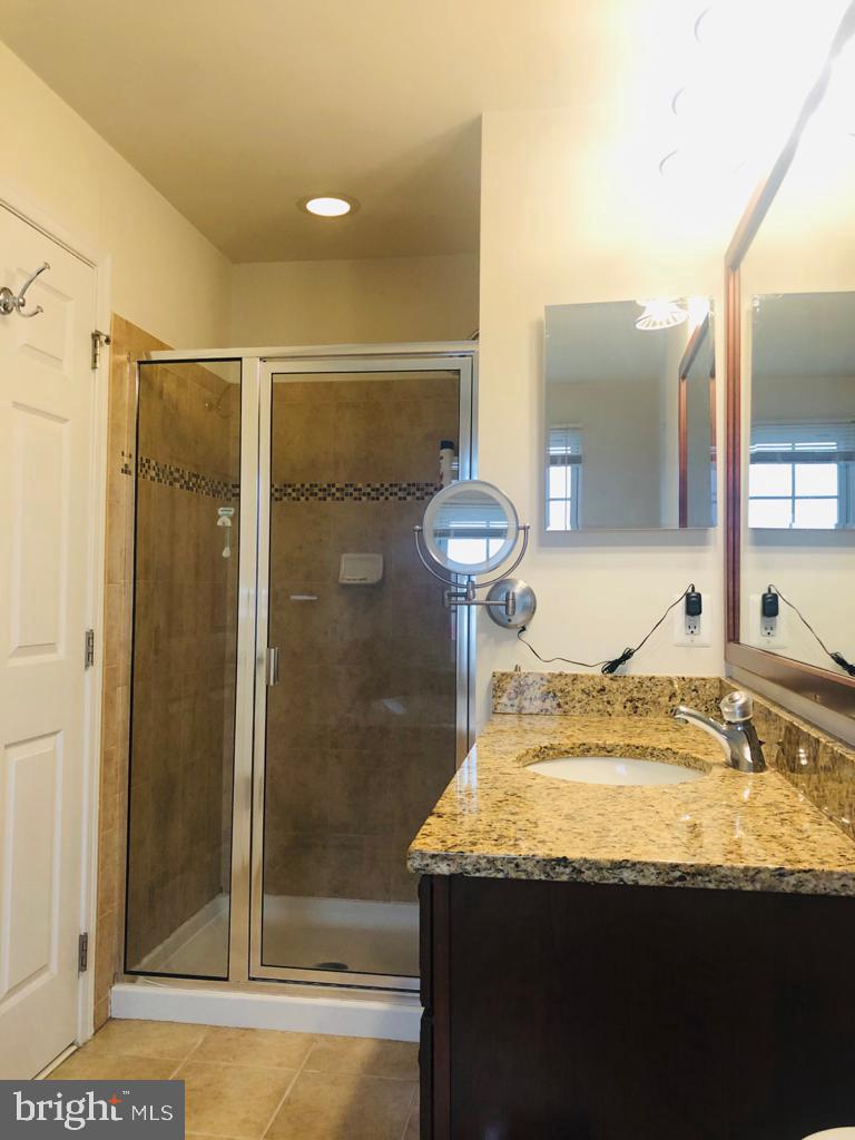 SOUTH RIDING - Residential