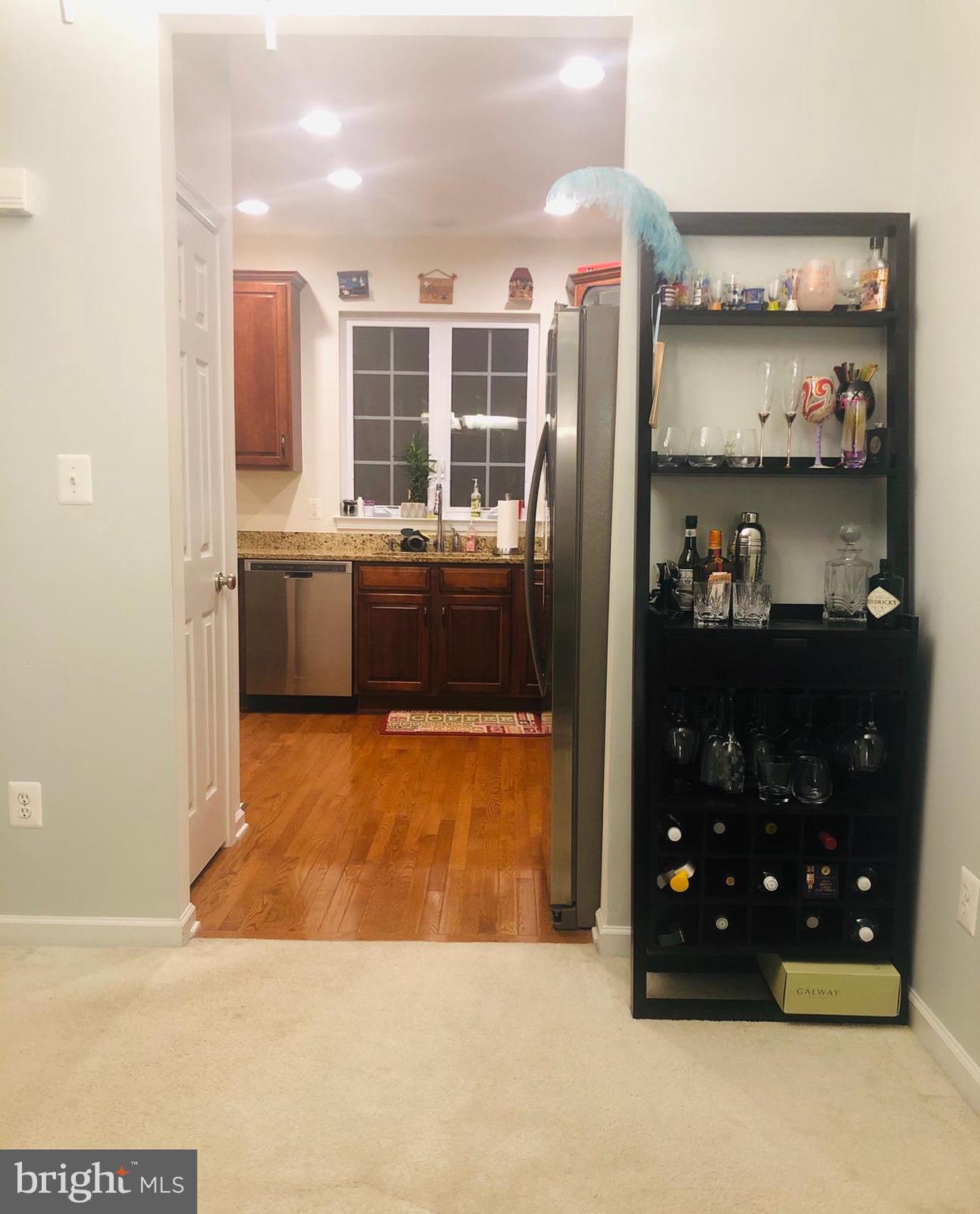 SOUTH RIDING - Residential