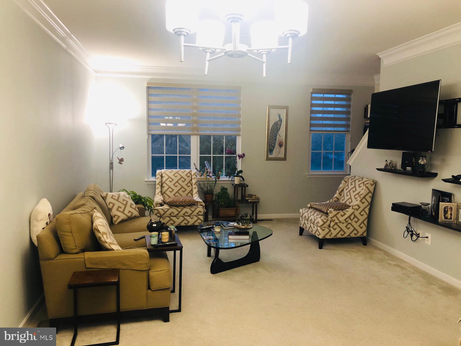 SOUTH RIDING - Residential