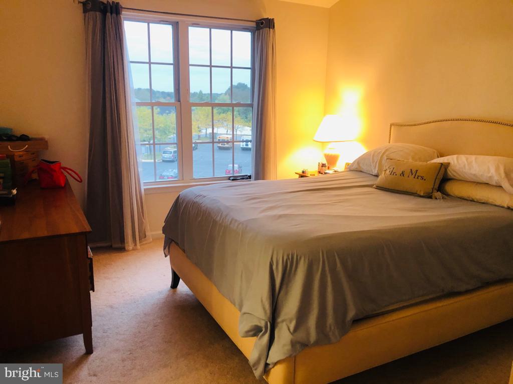 SOUTH RIDING - Residential