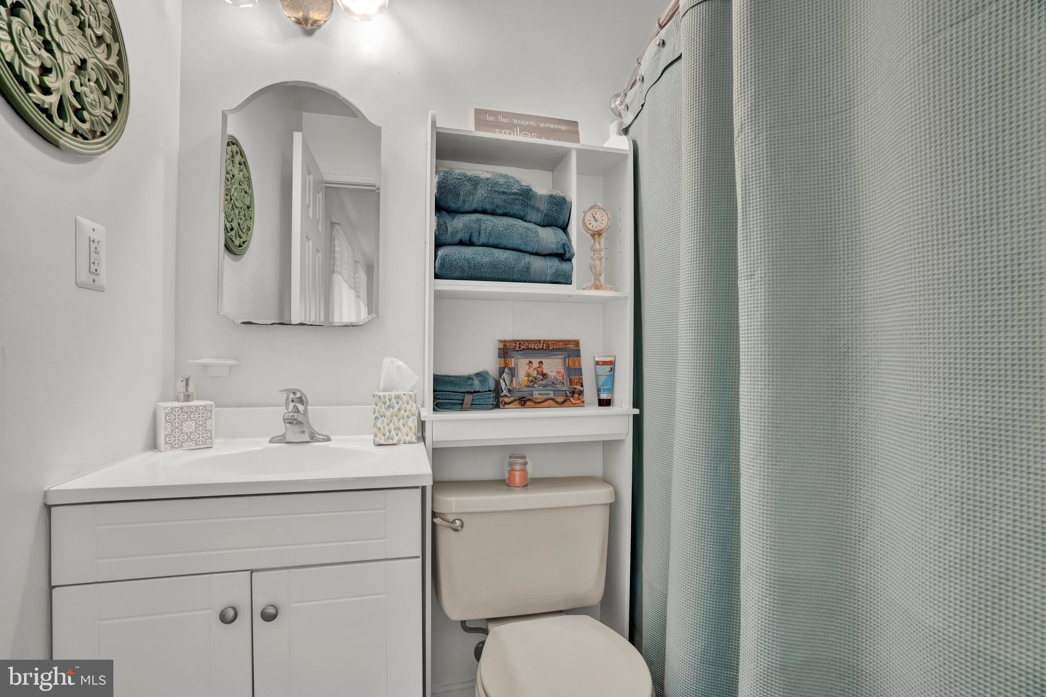 HAZEL RIVER - Residential