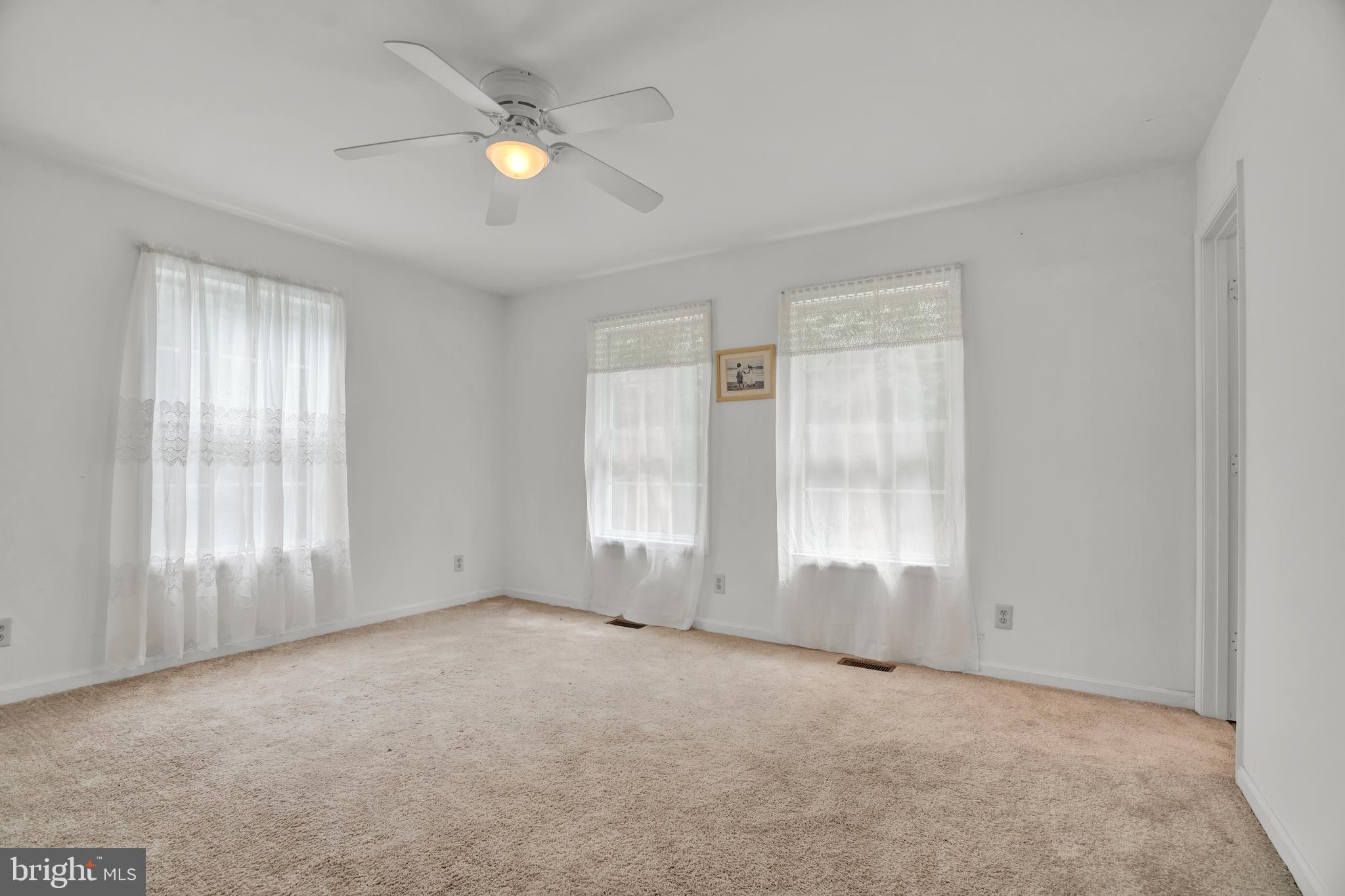 HAZEL RIVER - Residential