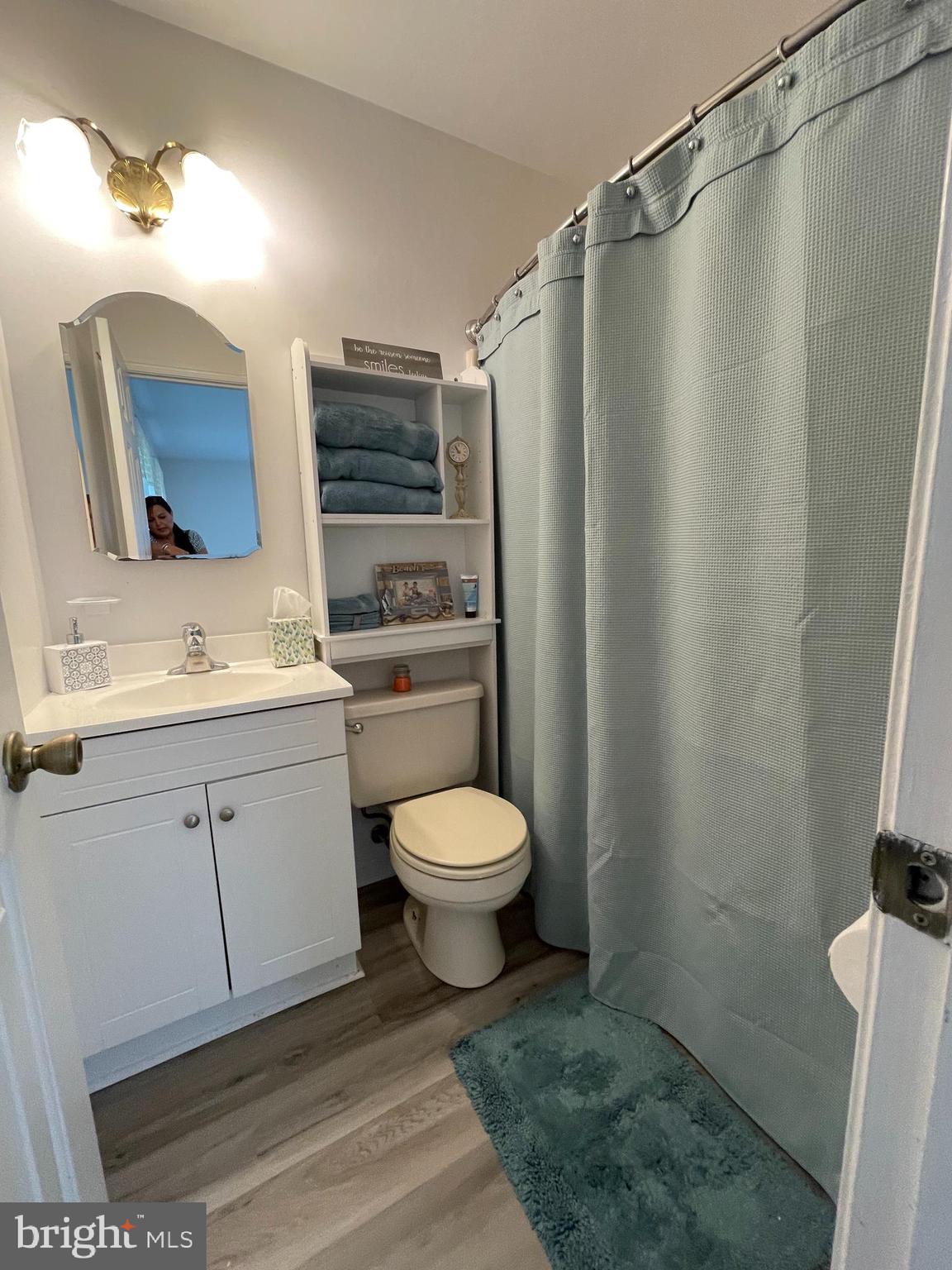 HAZEL RIVER - Residential