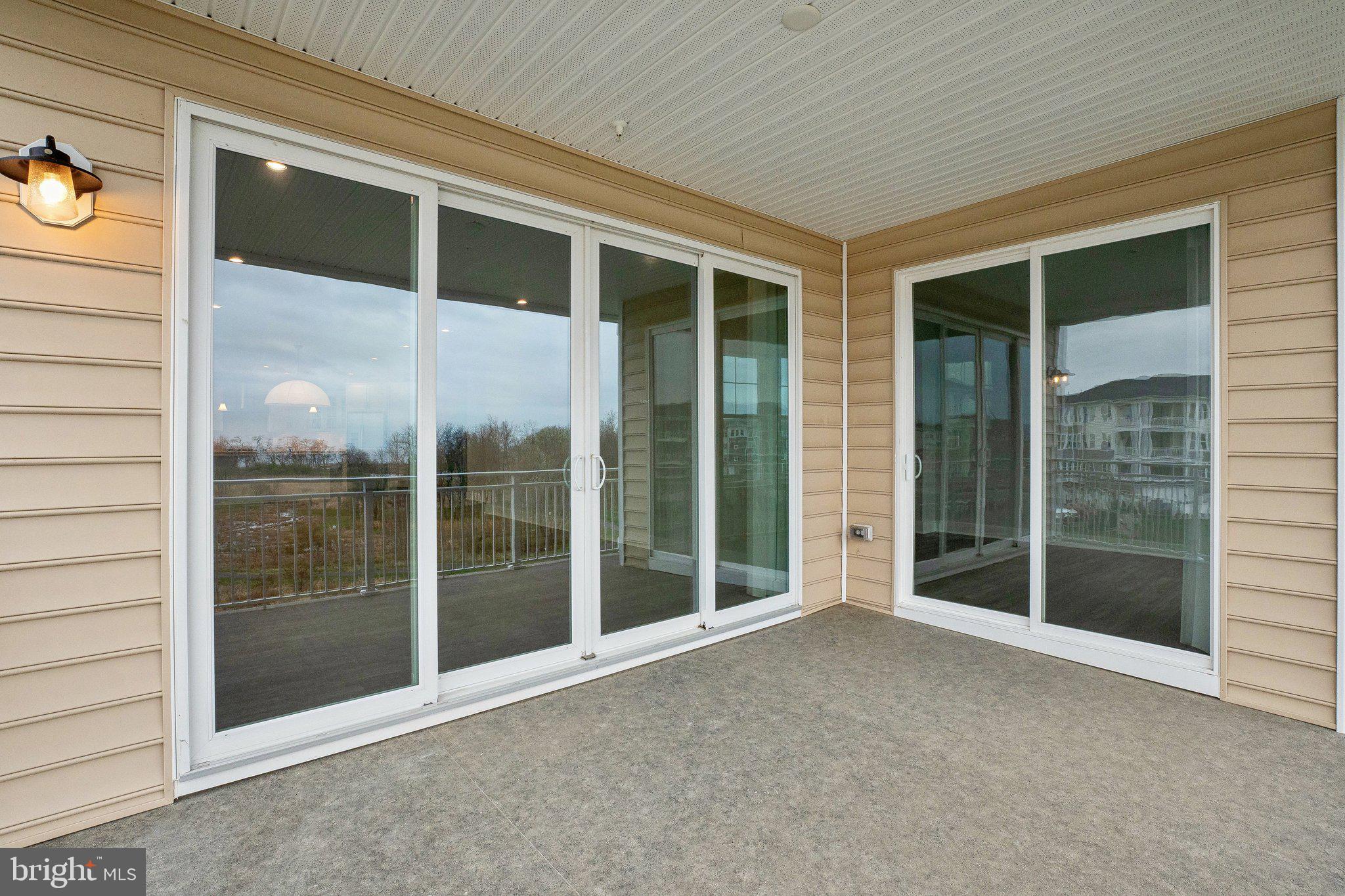 FOUR SEASONS AT KENT ISLAND - Residential