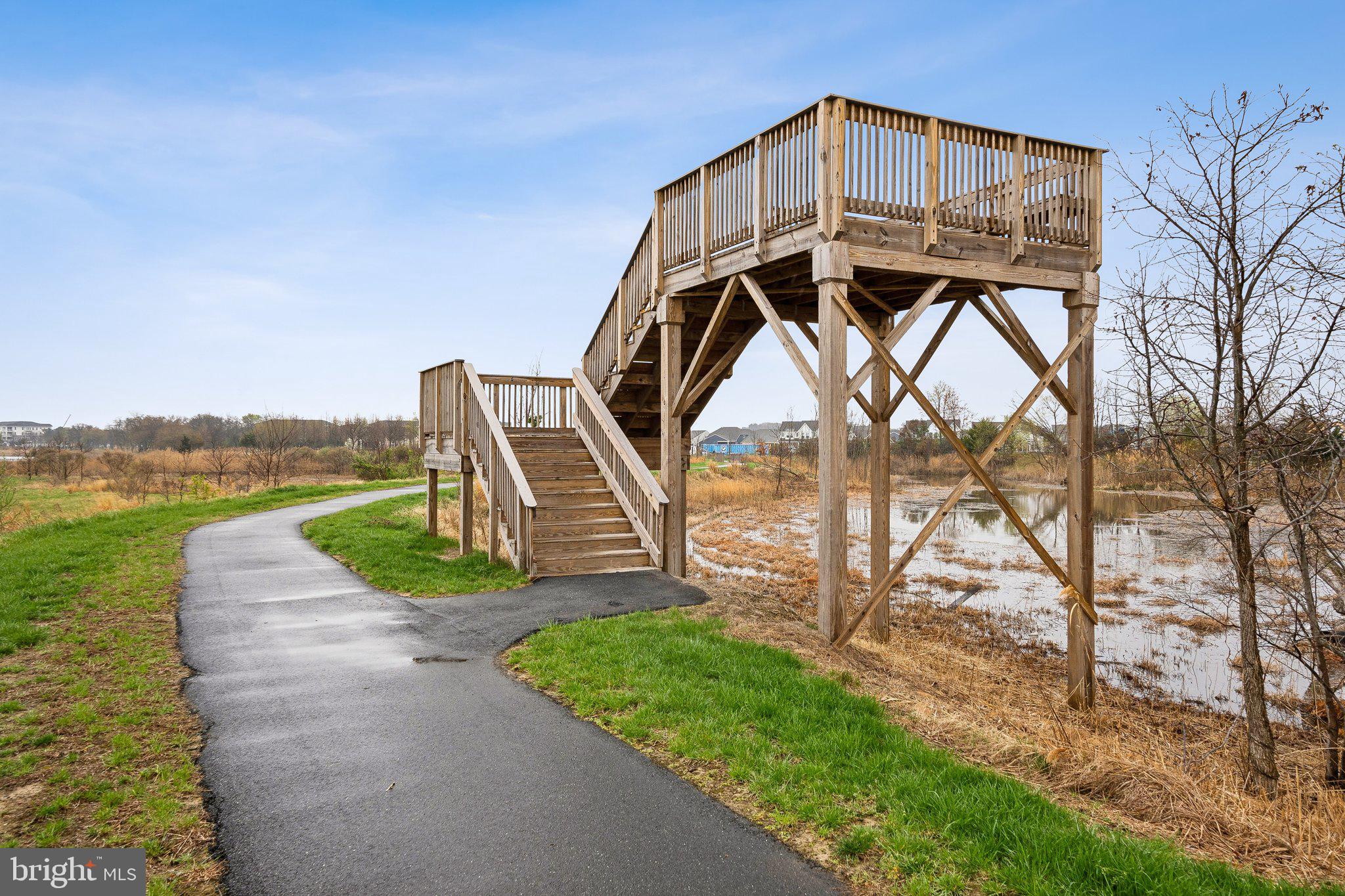 FOUR SEASONS AT KENT ISLAND - Residential