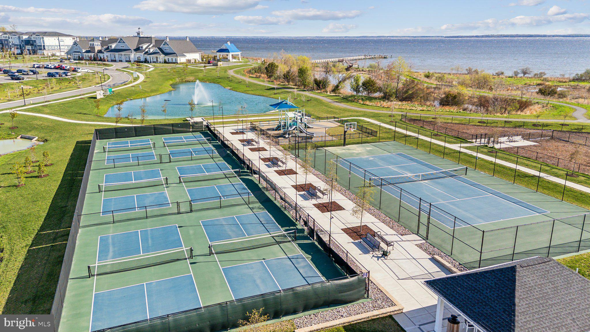 FOUR SEASONS AT KENT ISLAND - Residential