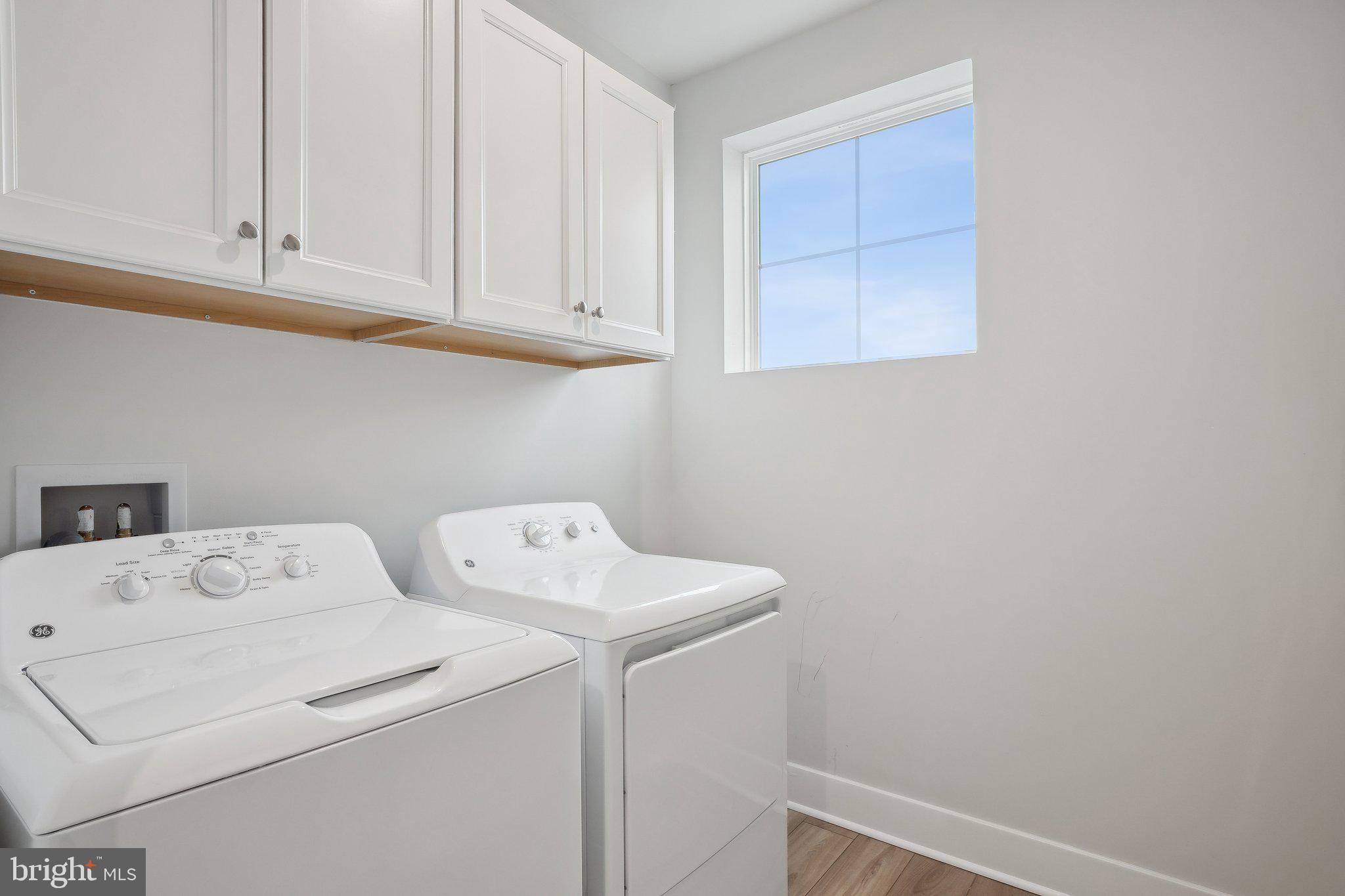 FOUR SEASONS AT KENT ISLAND - Residential