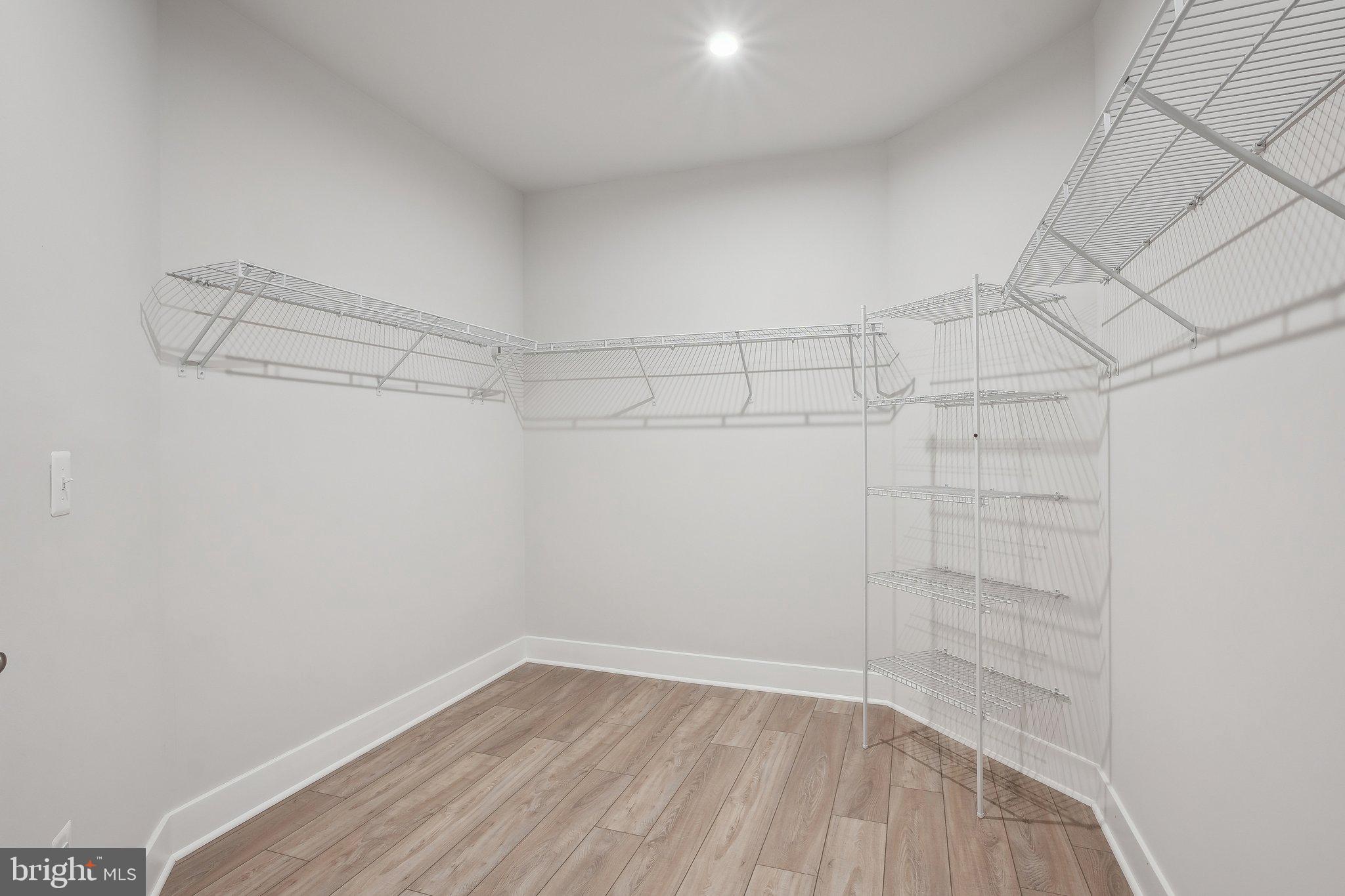 FOUR SEASONS AT KENT ISLAND - Residential