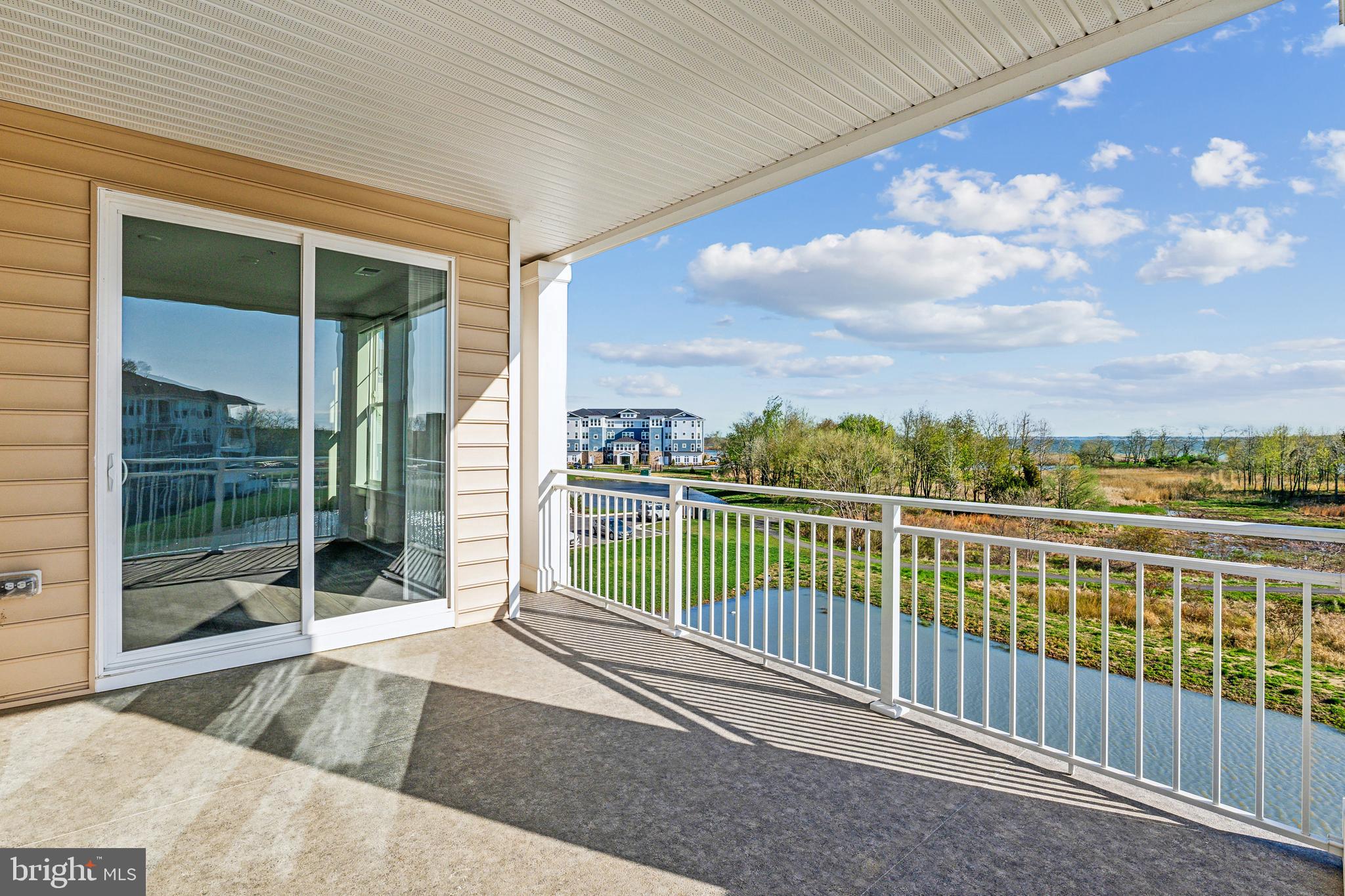 FOUR SEASONS AT KENT ISLAND - Residential