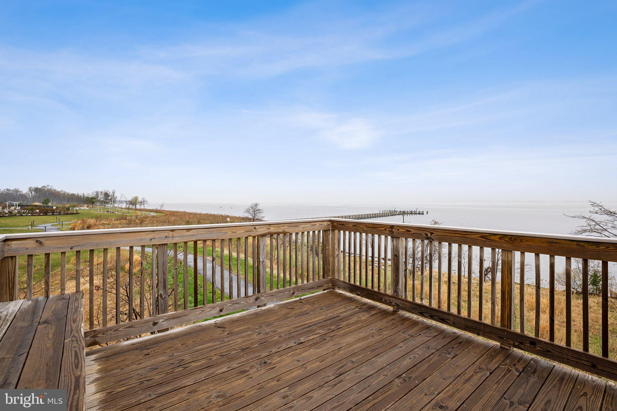 FOUR SEASONS AT KENT ISLAND - Residential